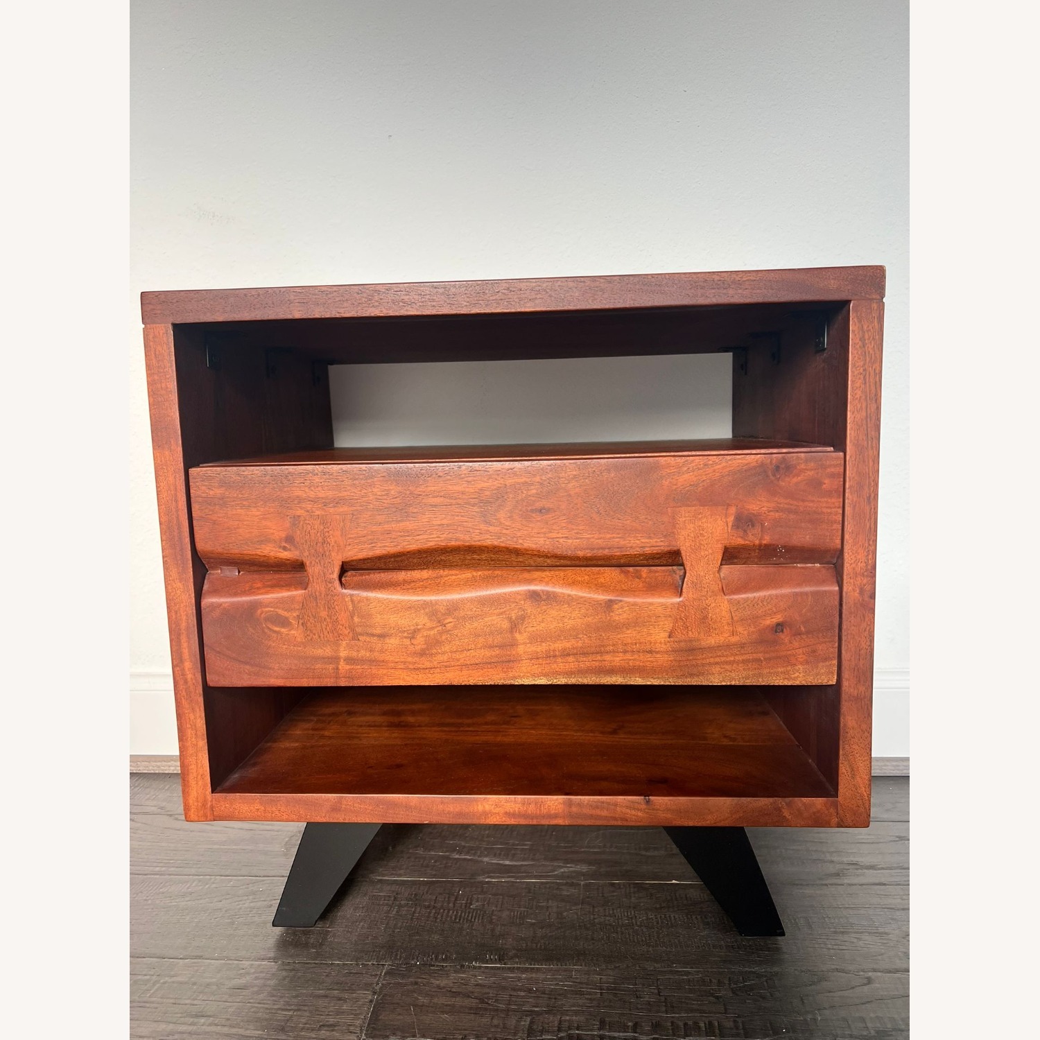 Modani Anaho Nightstand Set - image-6