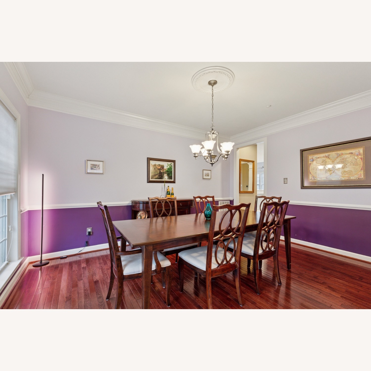 Raymour & Flanigan Dining Room Table with 6 Chairs - image-2