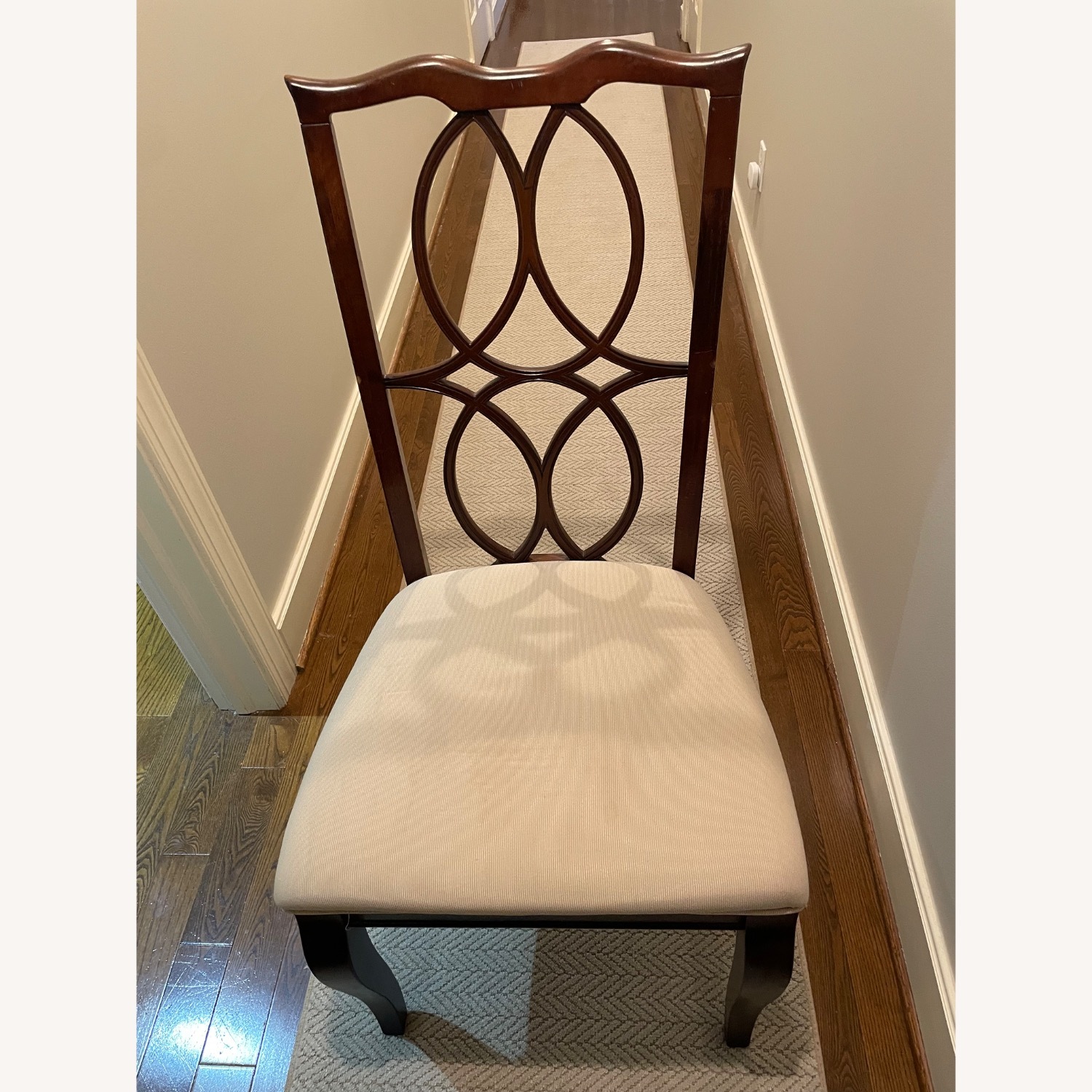 Raymour & Flanigan Dining Room Table with 6 Chairs - image-3