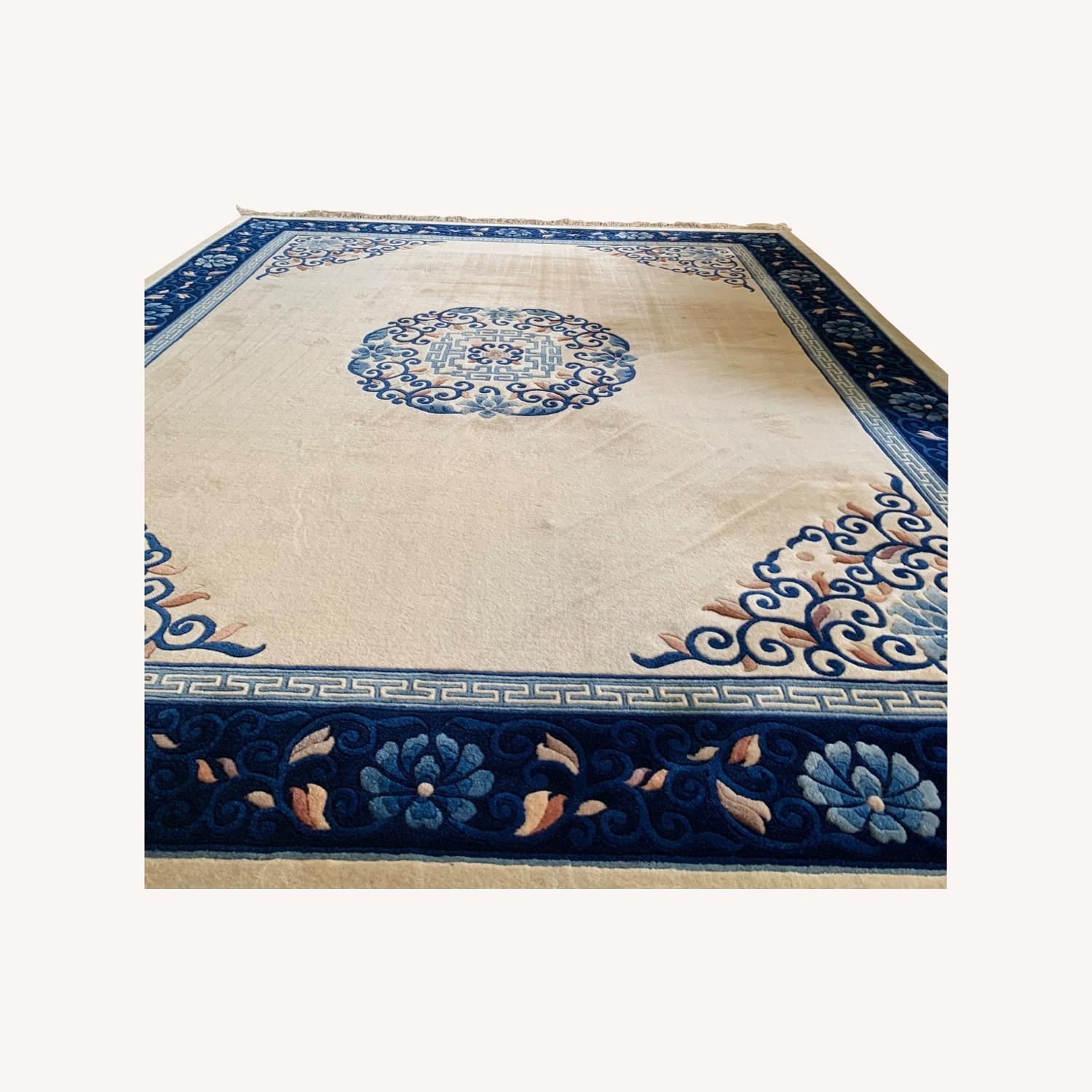 Hand-knotted Chinese Wool Rug - image-0