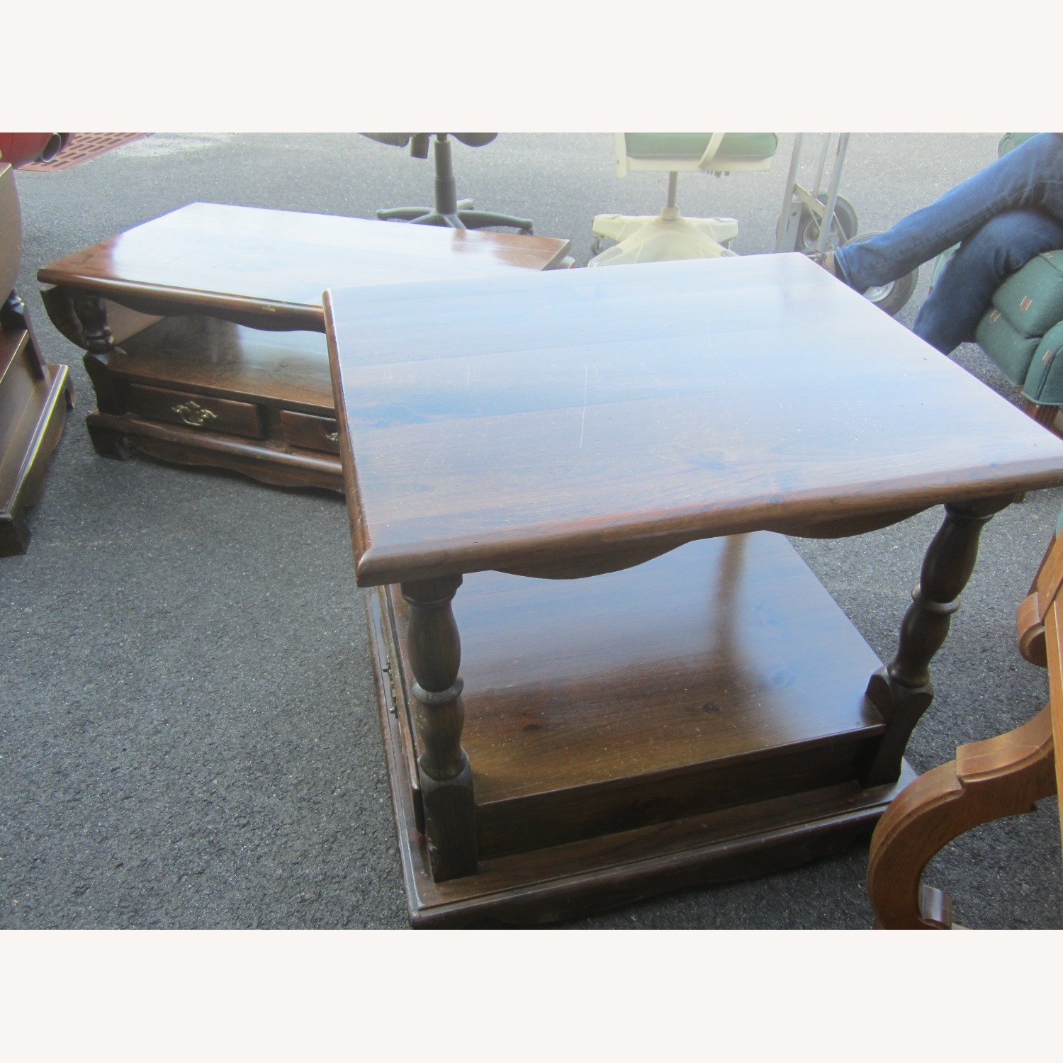 Vintage 3 Piece Colonial Table Set - image-4