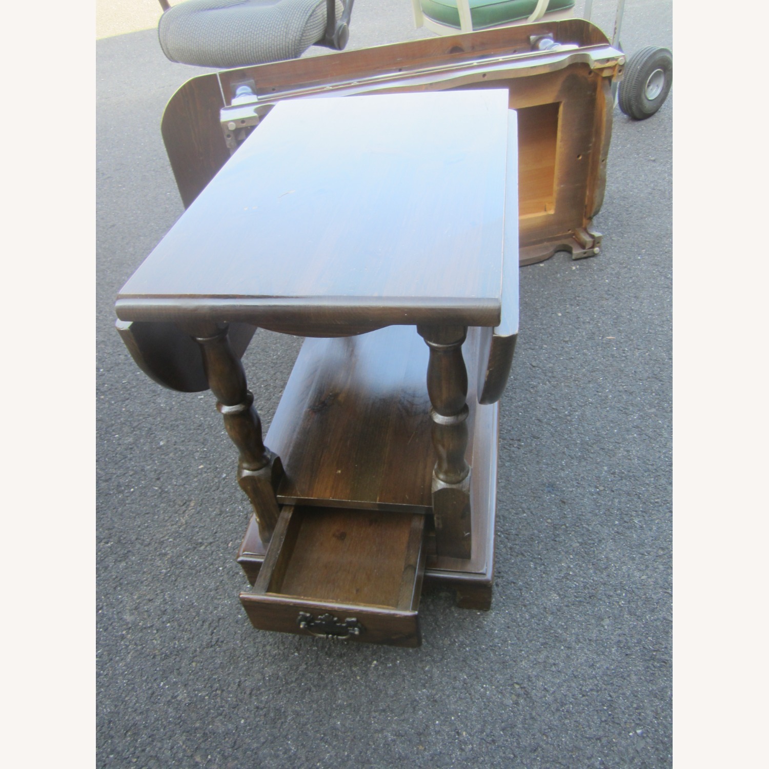 Vintage 3 Piece Colonial Table Set - image-22