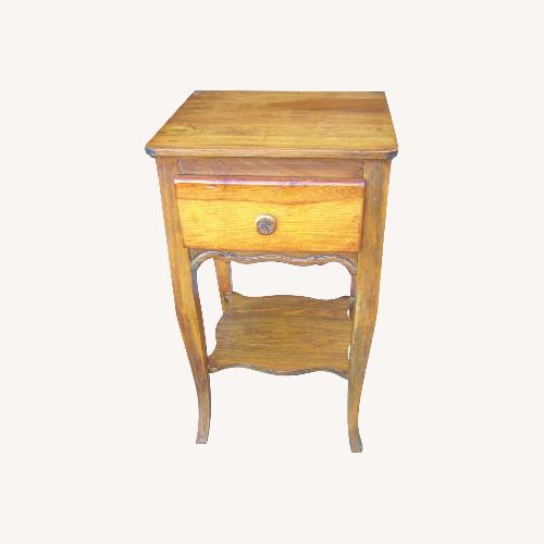 Used Vintage Accent Table Med Oak Stained for sale on AptDeco