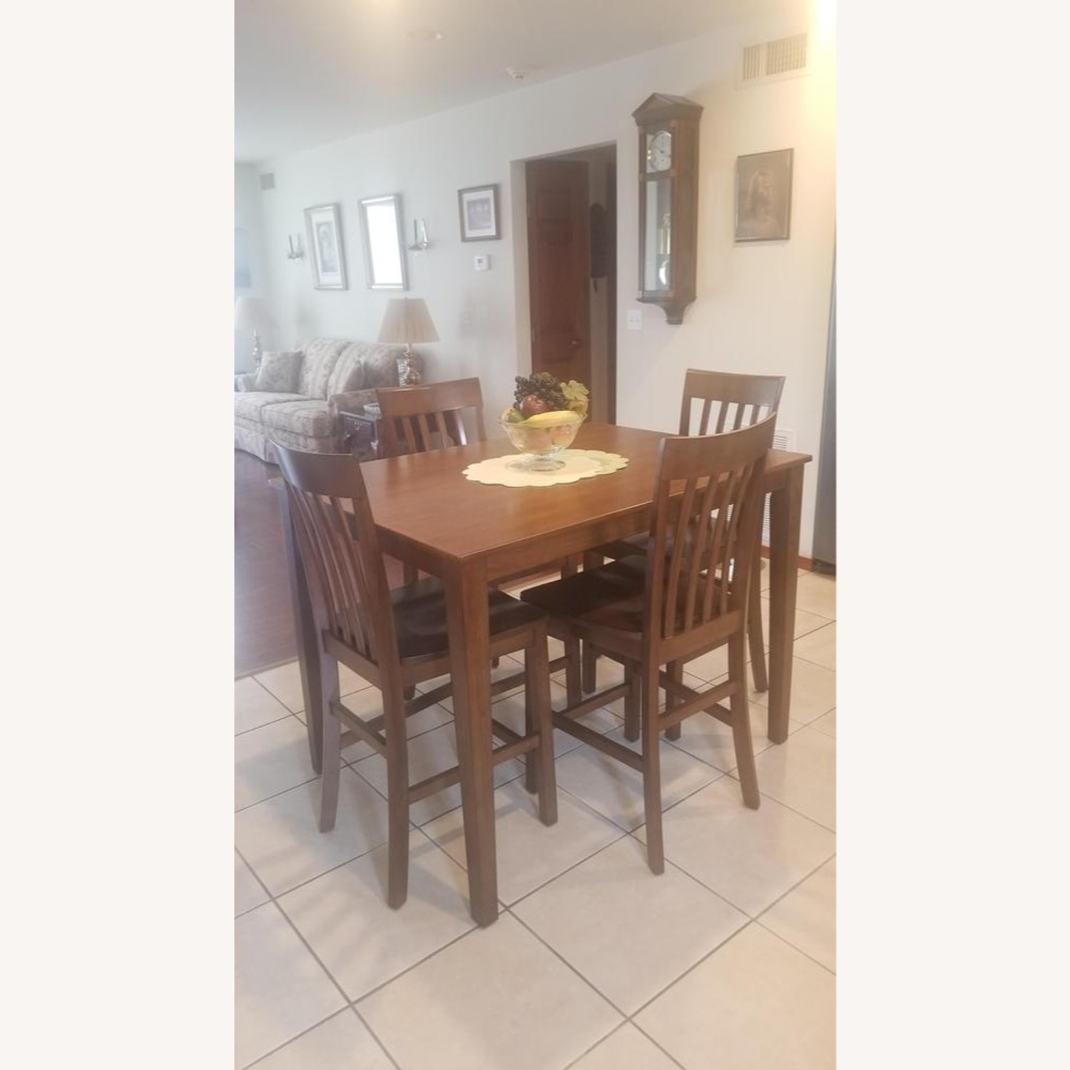 Raymour & Flanigan 52nd Street 5 Pc Counter-Height Dining Set - image-3