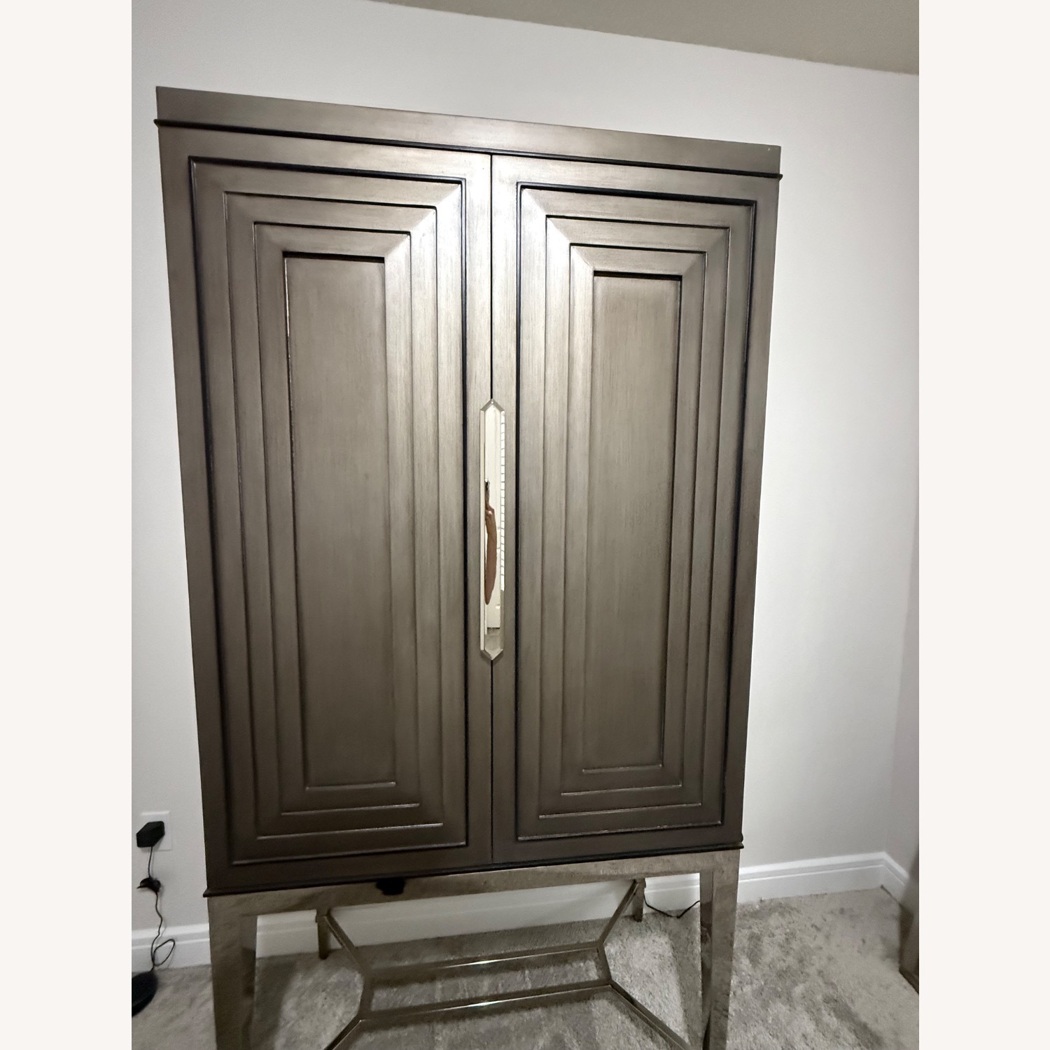 Lexington Ariana Cheval Bar Cabinet and Base - image-6