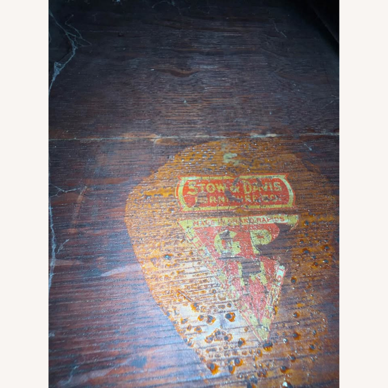 Stow & Davis Oak Dining Table w 5 Chairs 1900 - image-9