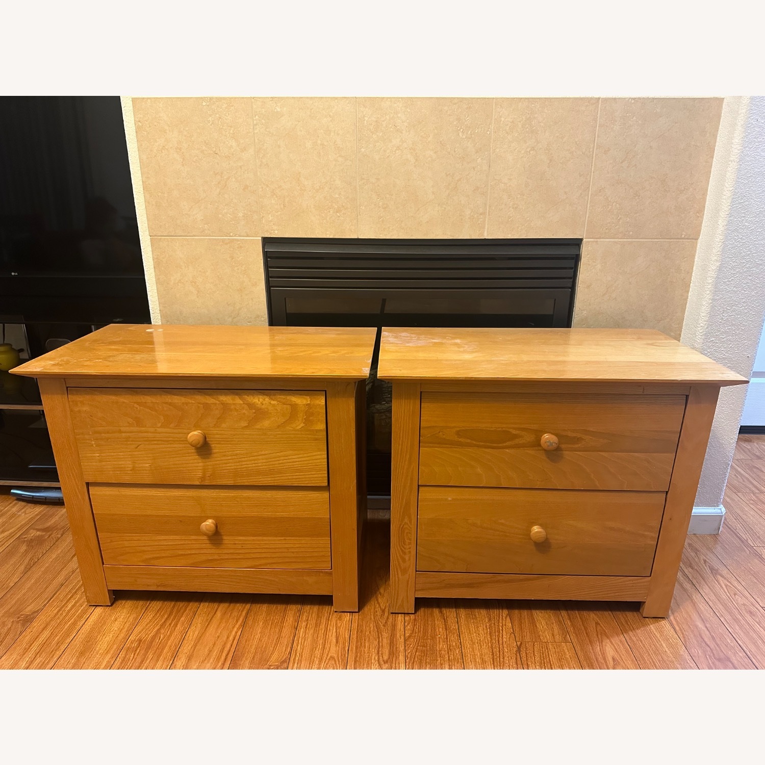 Thomasville Impressions End Table Set of Two - image-1