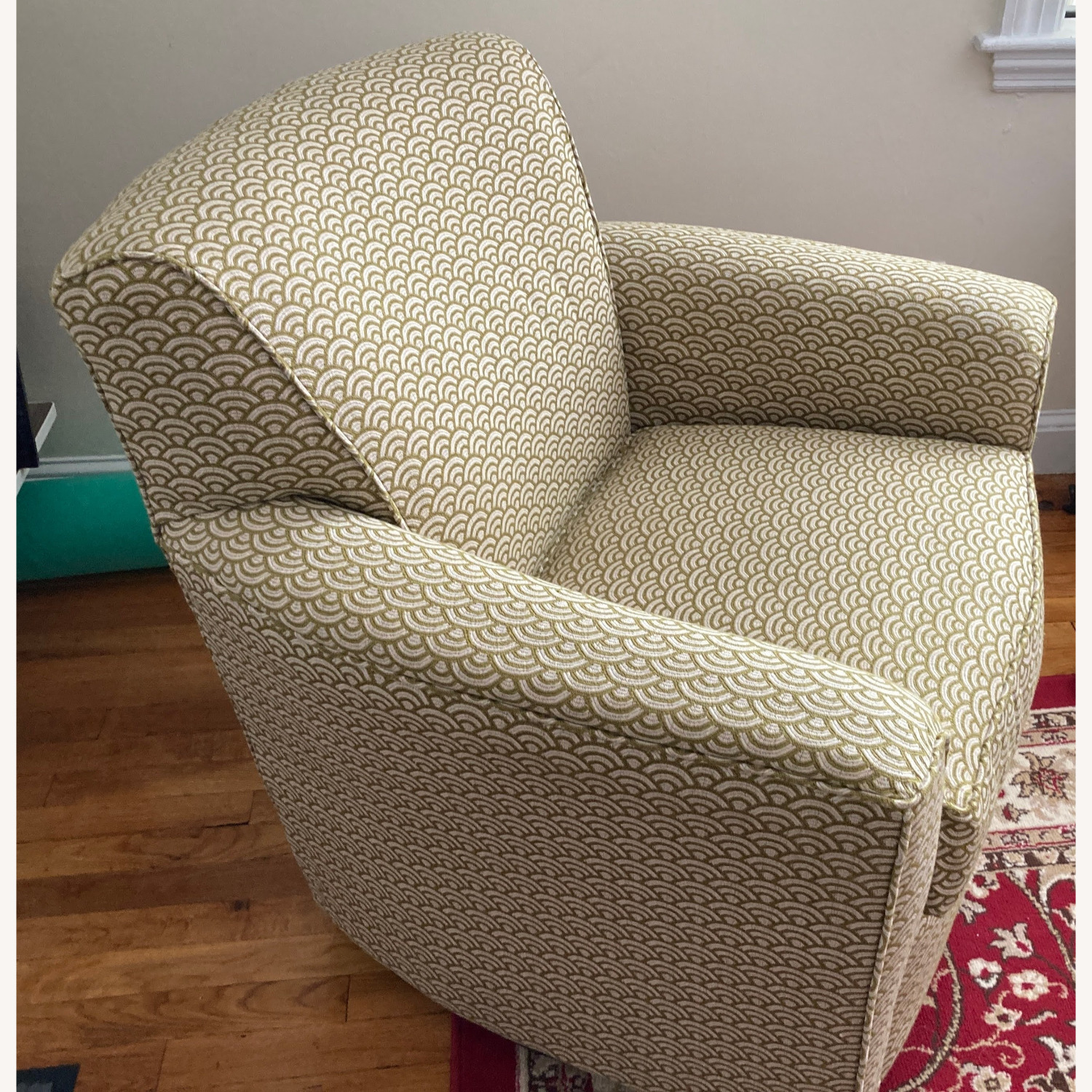 Jordan's Furniture Armchair - image-1