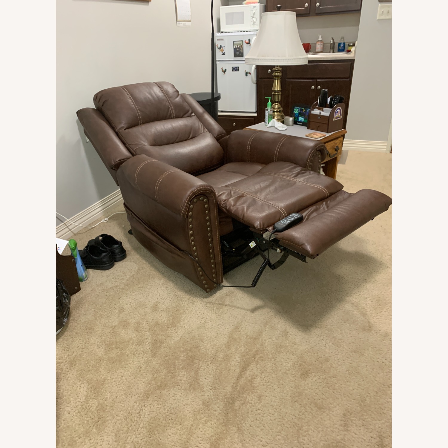 Flexsteel Slectric Recliner - image-3