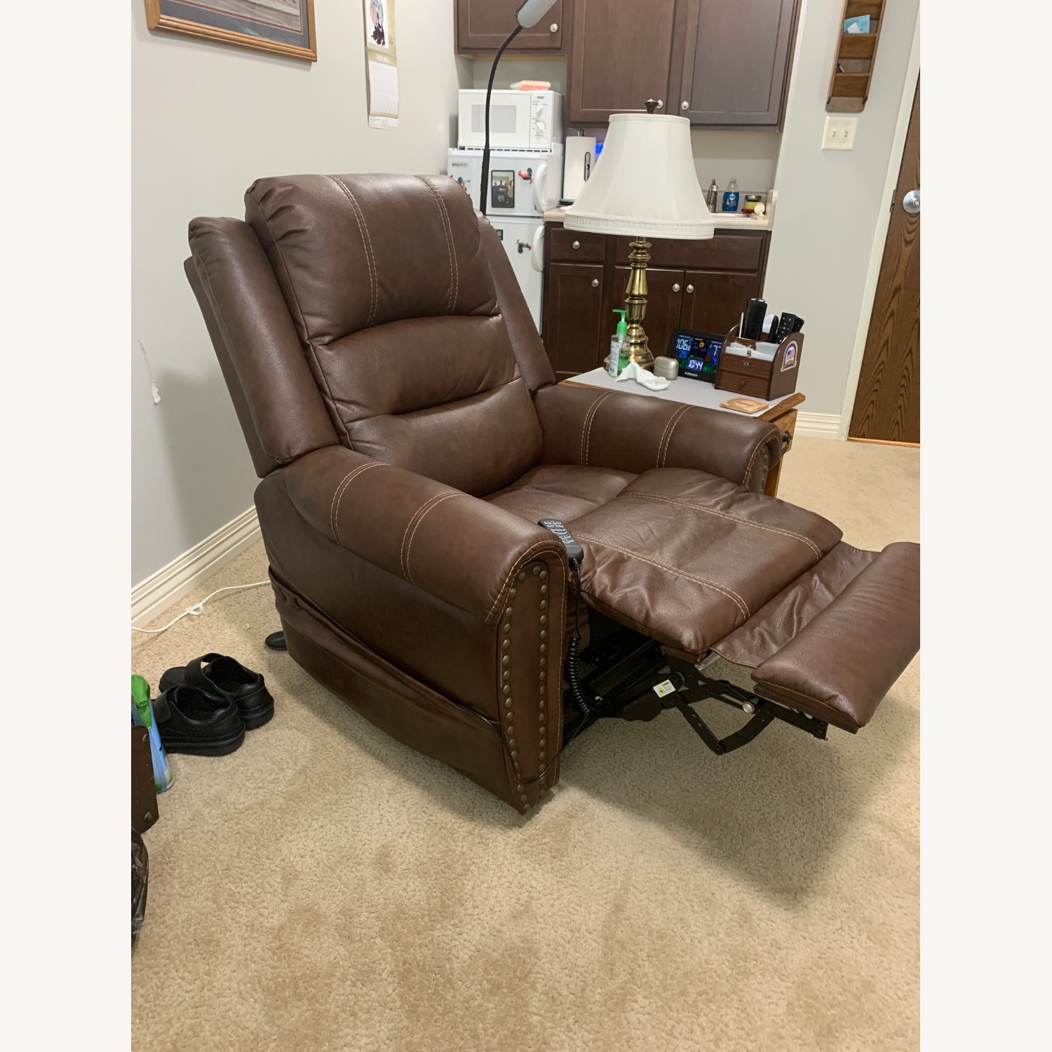 Flexsteel Slectric Recliner - image-2