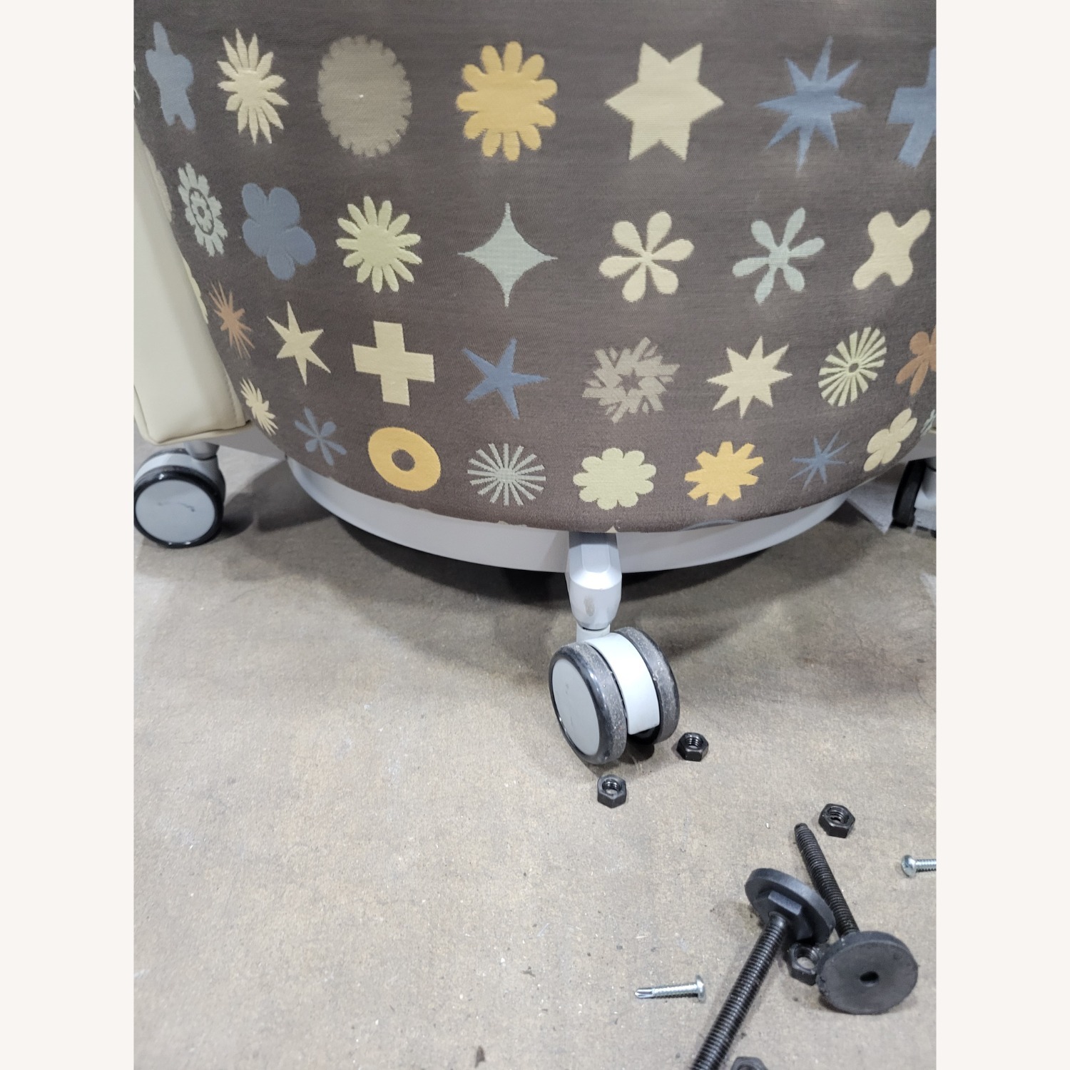 Haworth Hello Lounge Chair - image-4