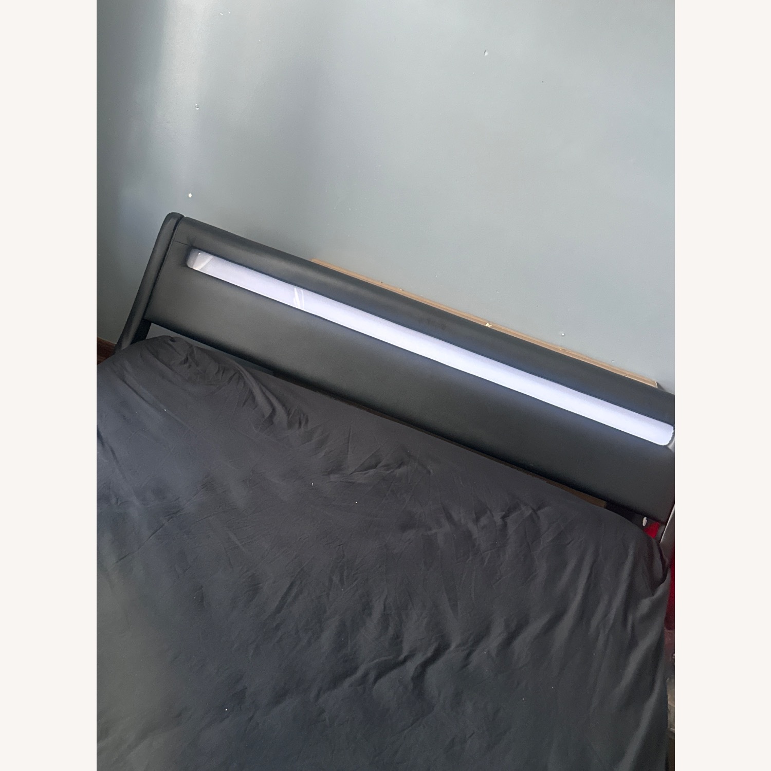 One Bedroom Bed - image-3