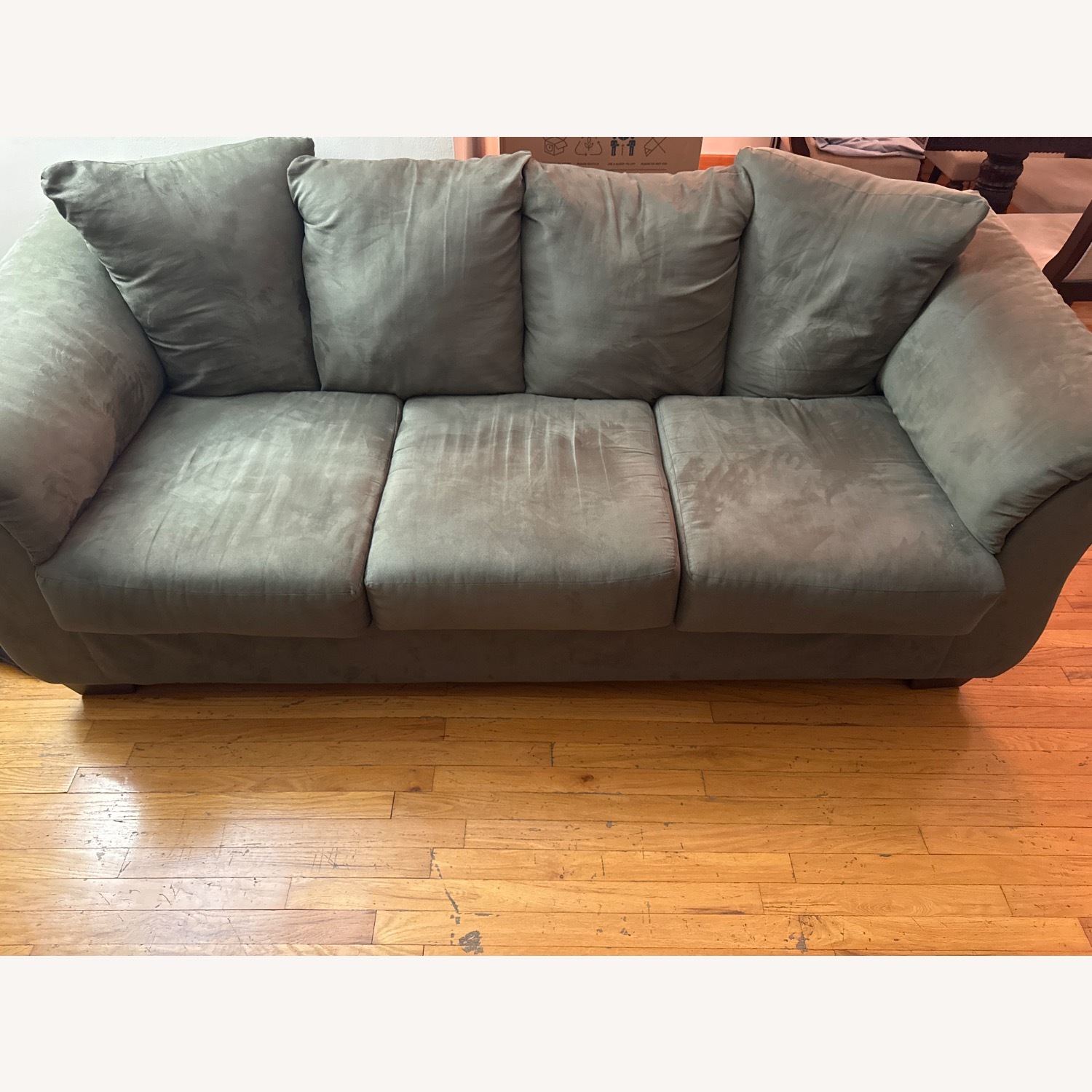 Darcy 2 Sofa - image-1