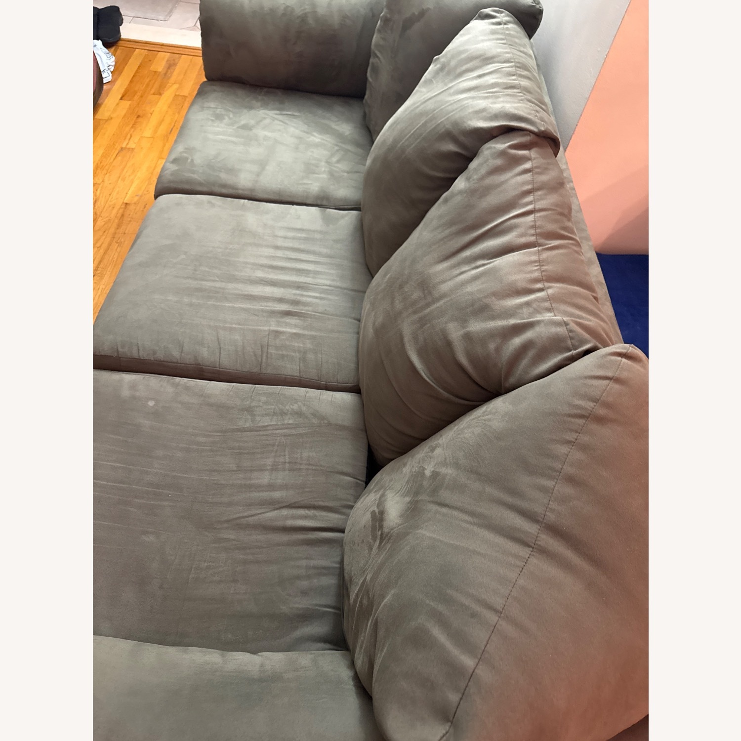 Darcy 2 Sofa - image-3