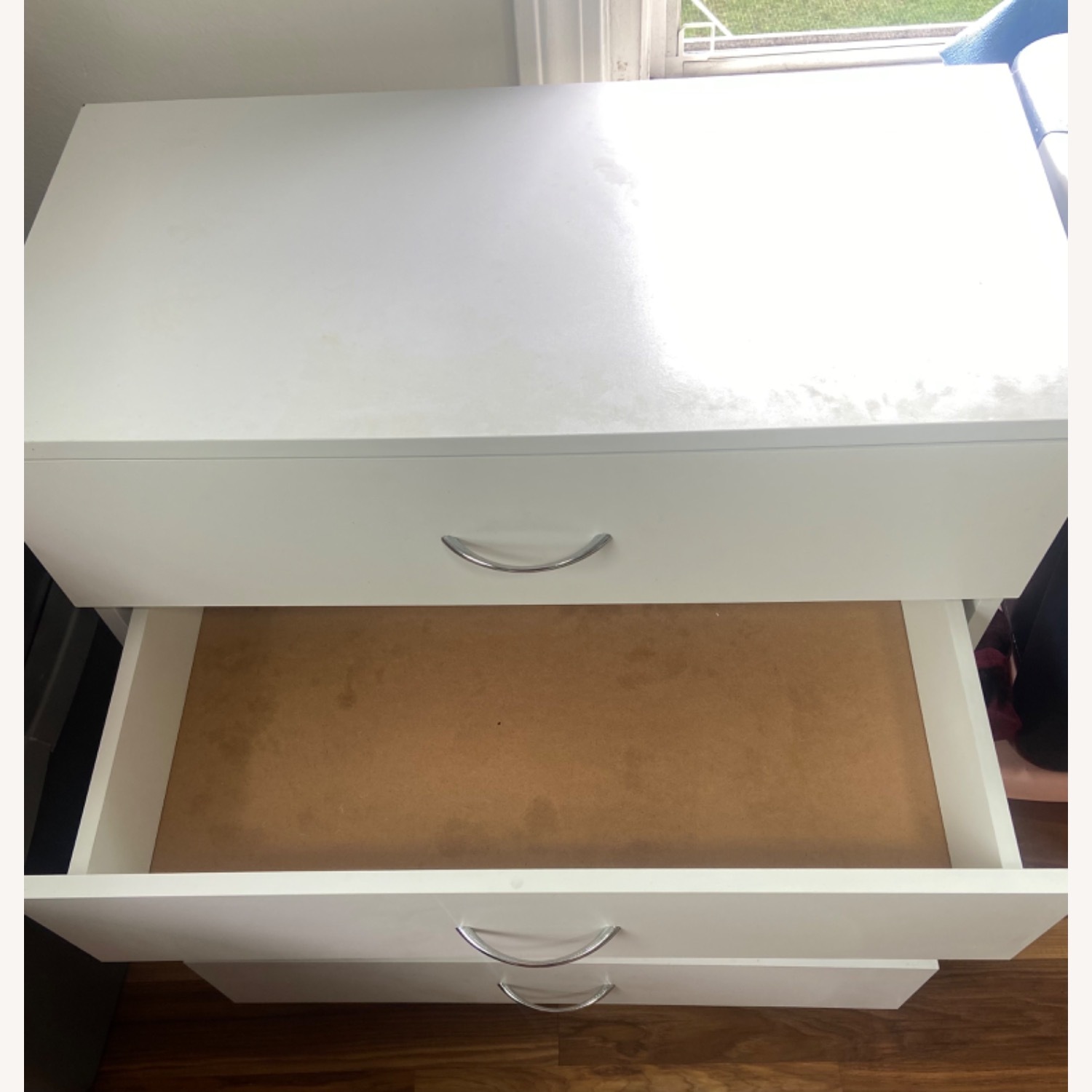 Small White Chesterdraw  - image-7