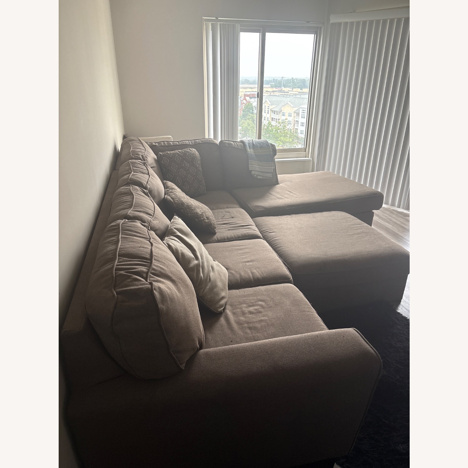 2 Piece Sectional with Ottoman - image-3