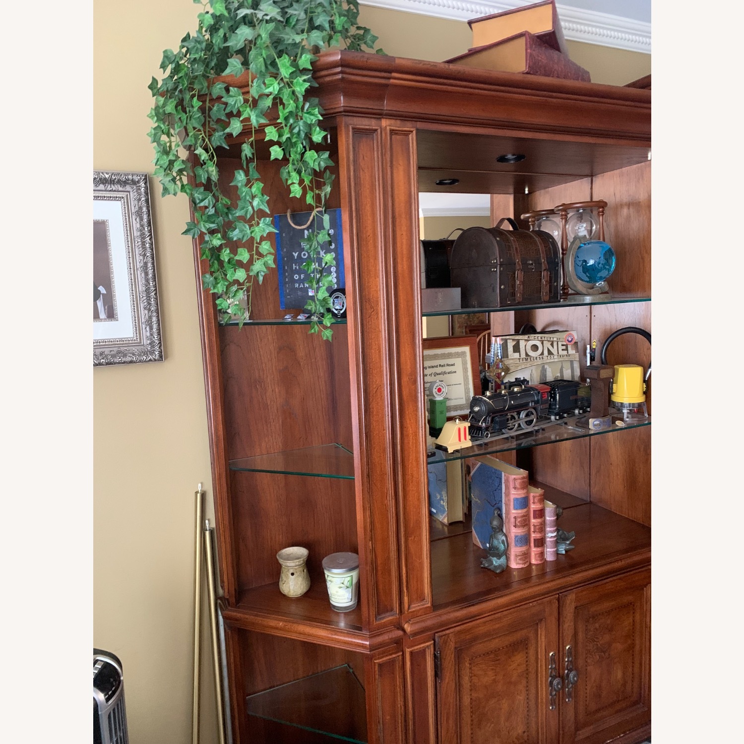 Thomasville Wall Unit - image-3