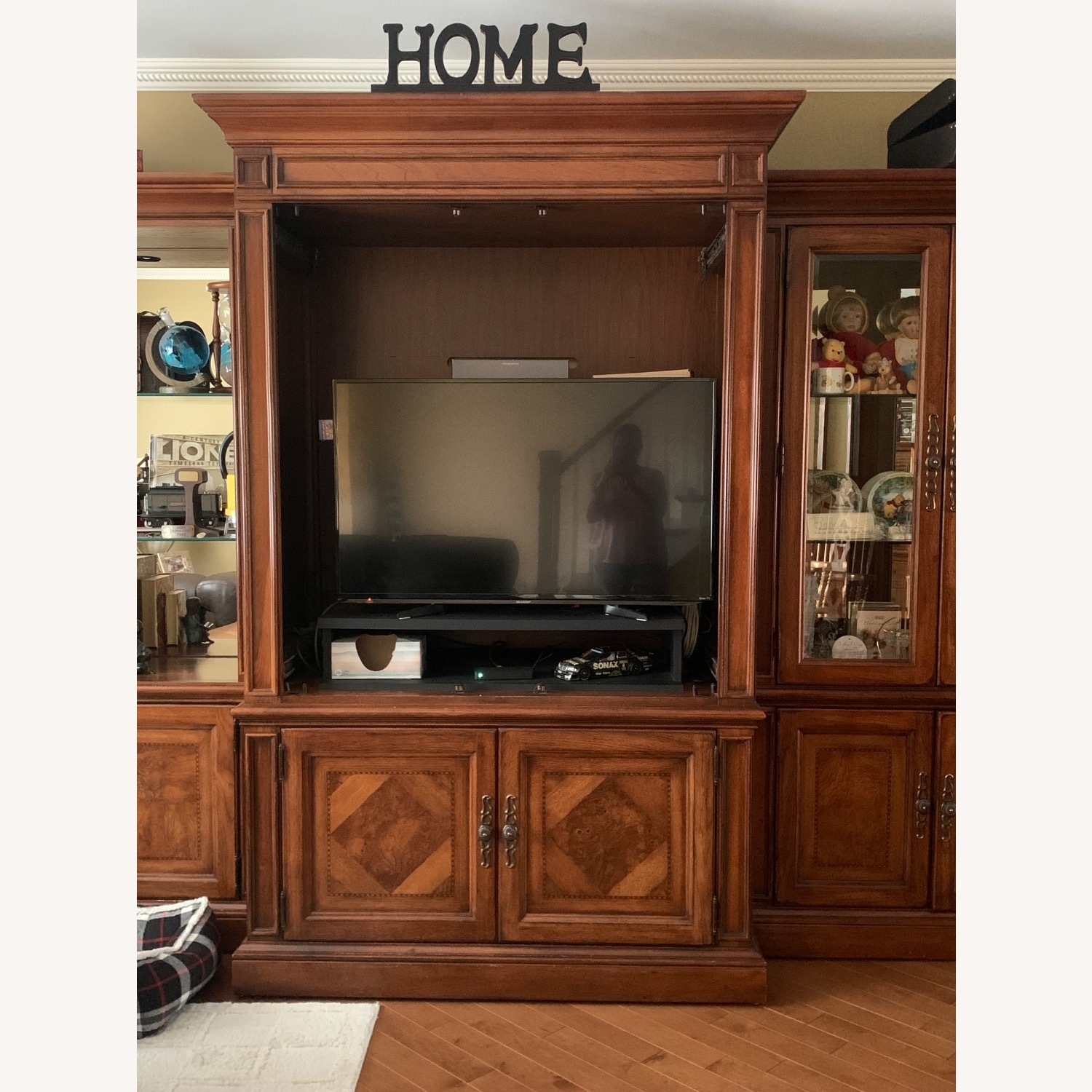 Thomasville Wall Unit - image-5