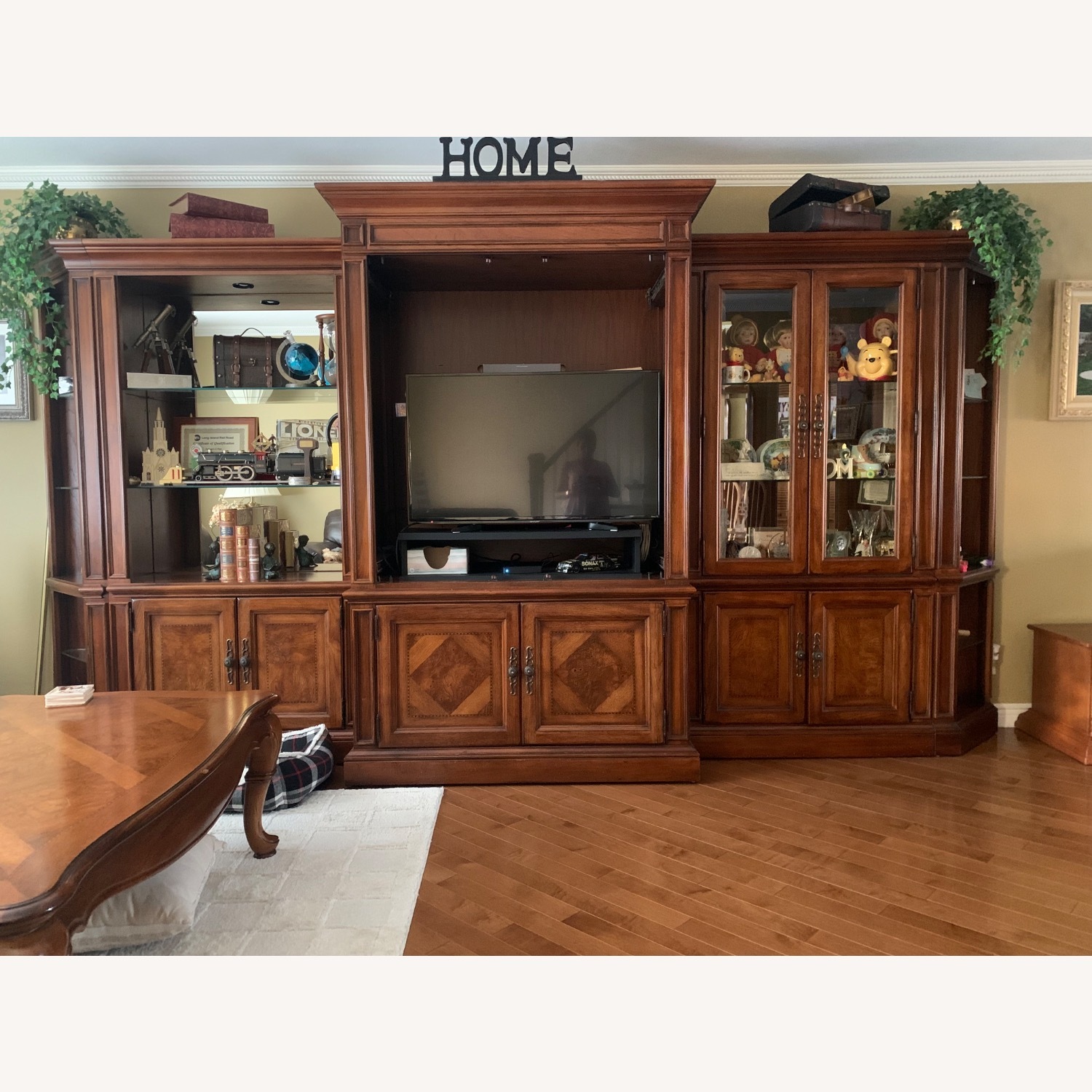 Thomasville Wall Unit - image-1