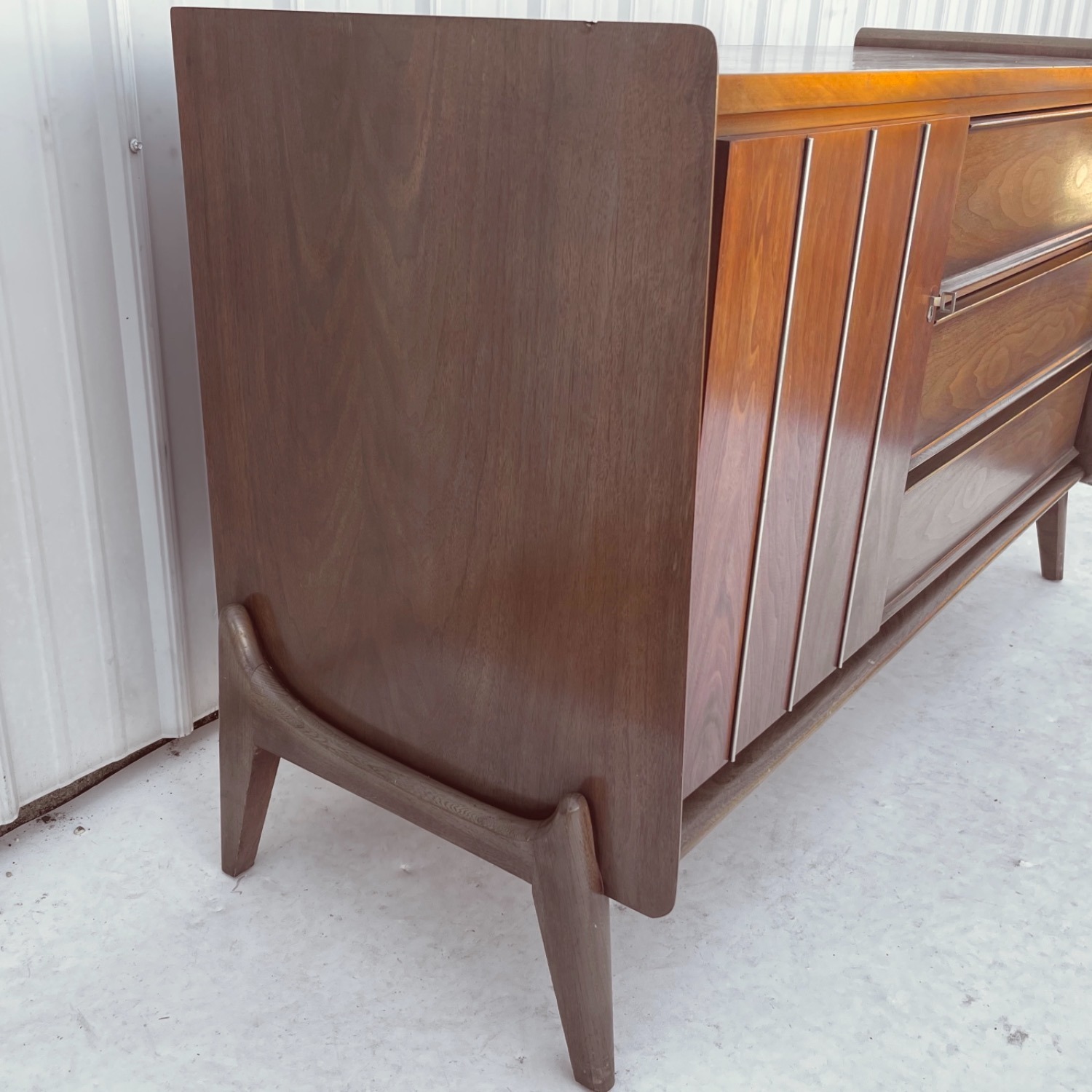 Mid-Century Dresser by United Furniture - image-8