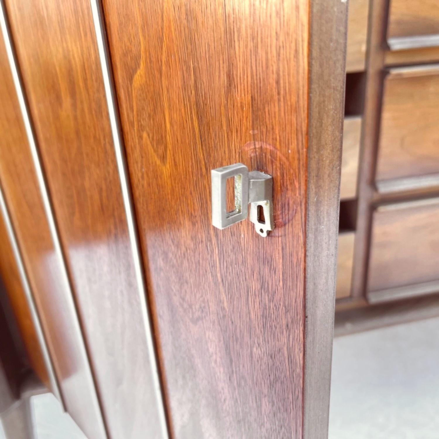 Mid-Century Dresser by United Furniture - image-19