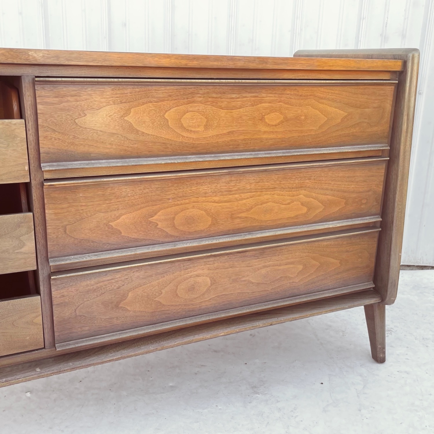 Mid-Century Dresser by United Furniture - image-20