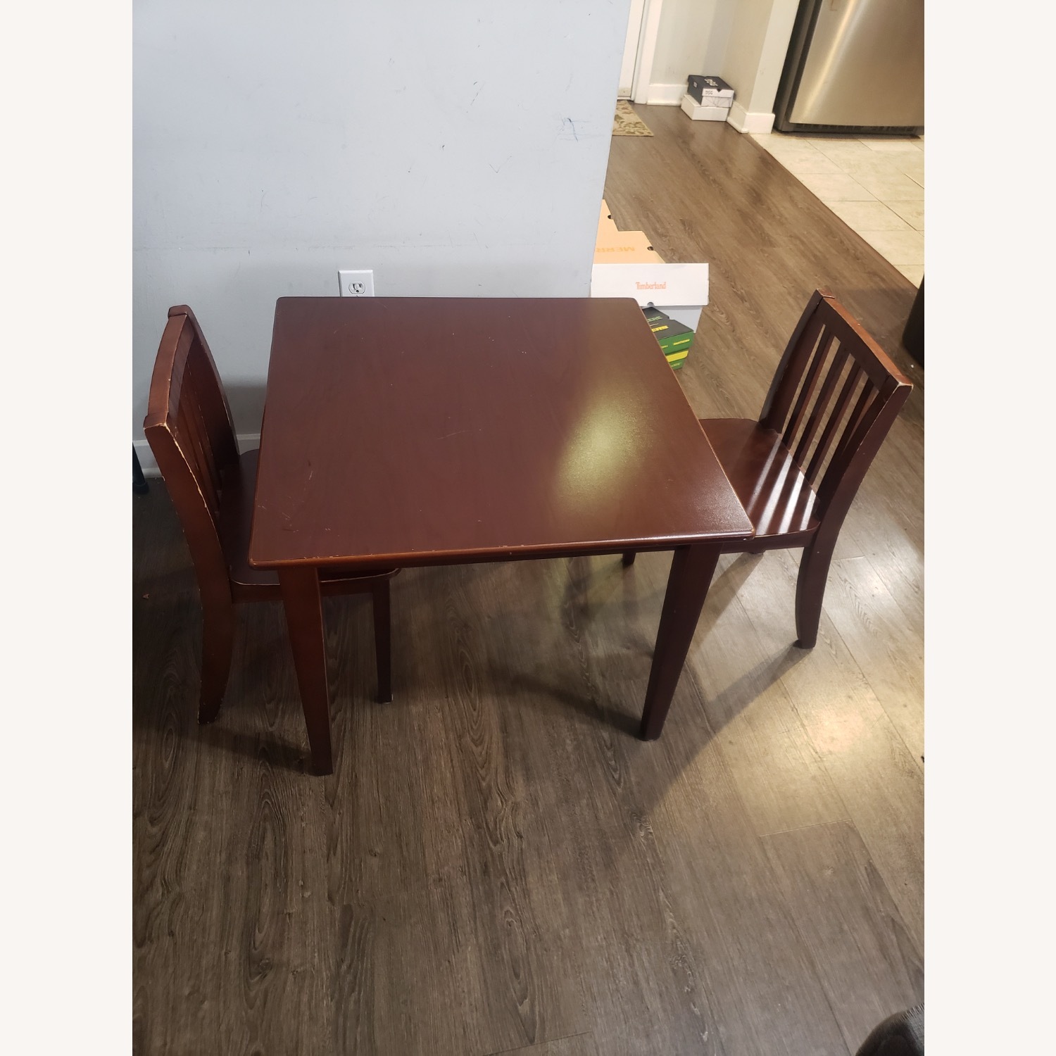 Kids Table with 2 Chairs - image-3
