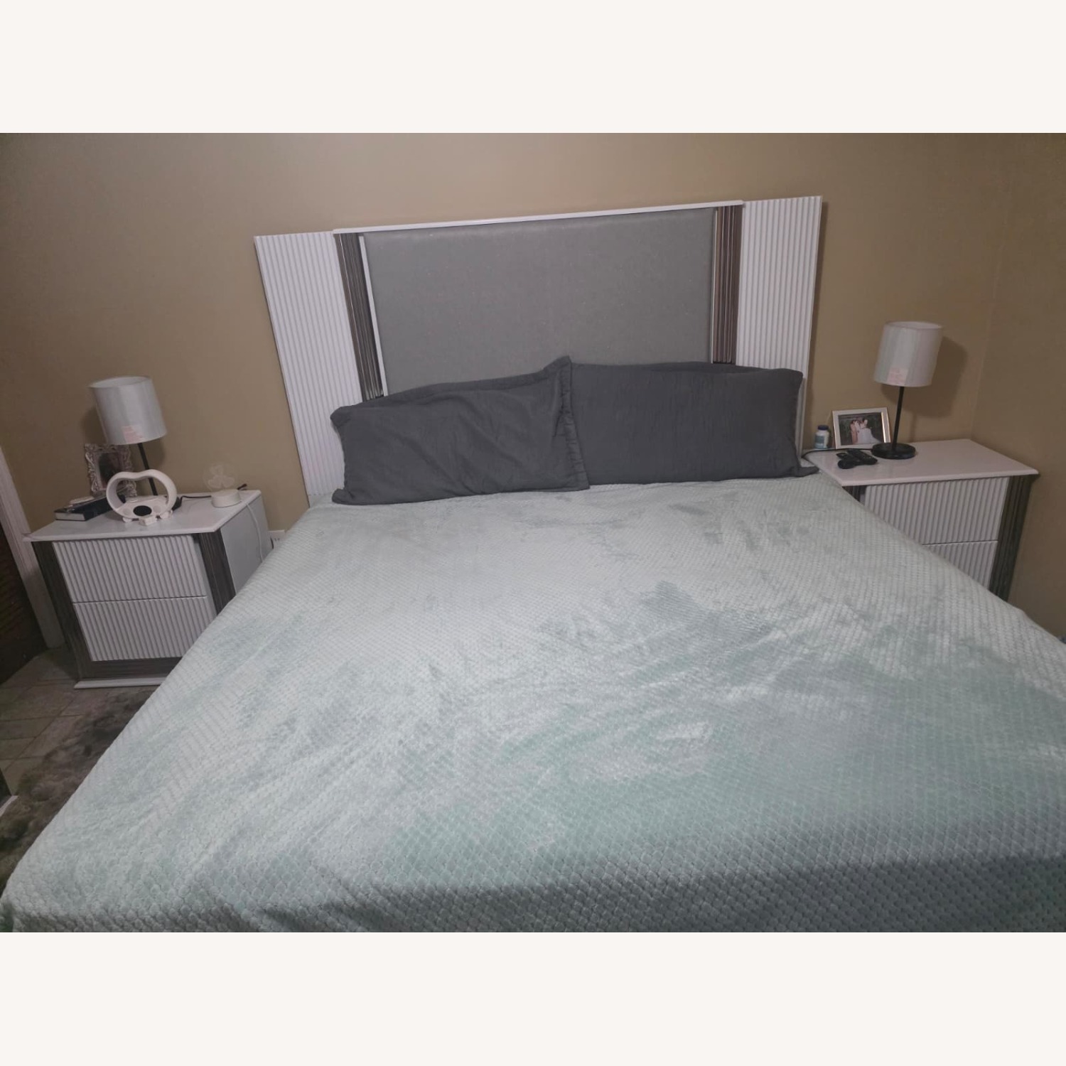 Kane's King Bed - image-1