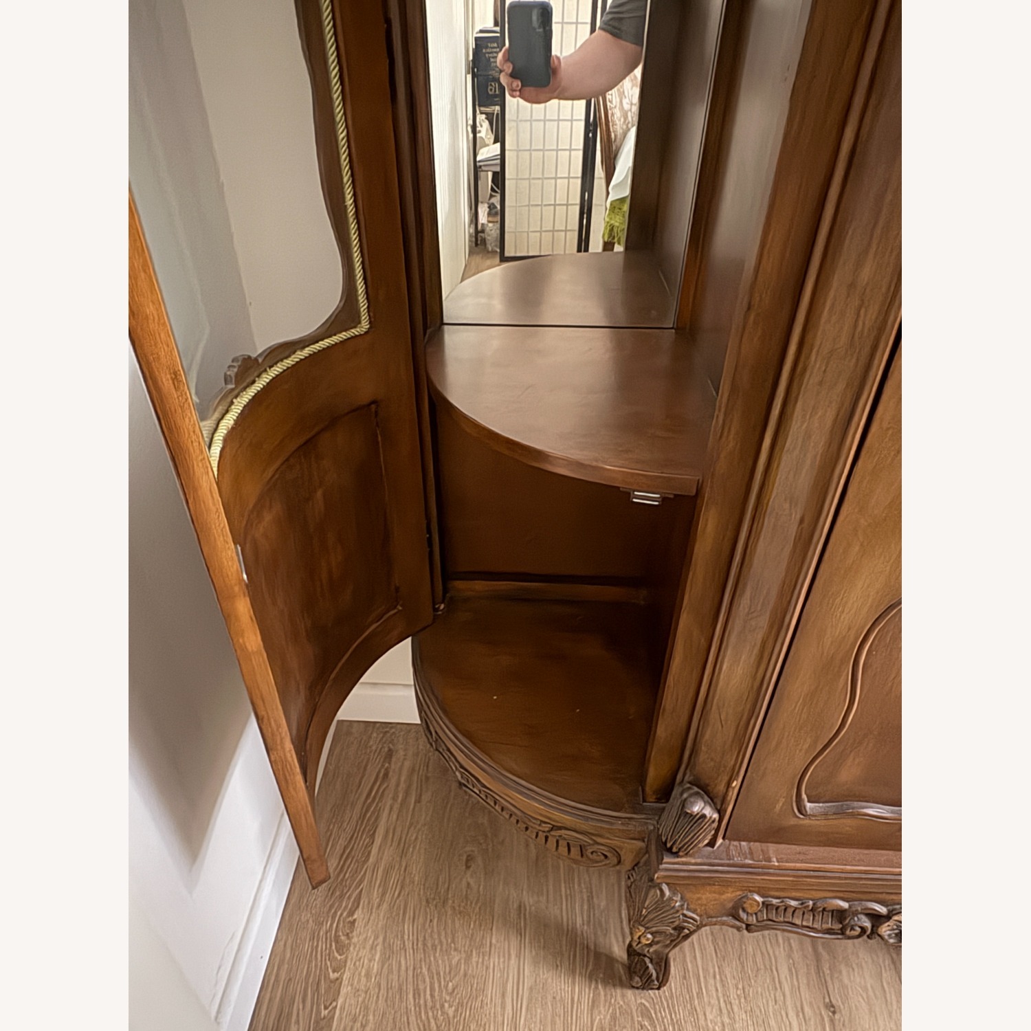 Dining Display Case - image-6