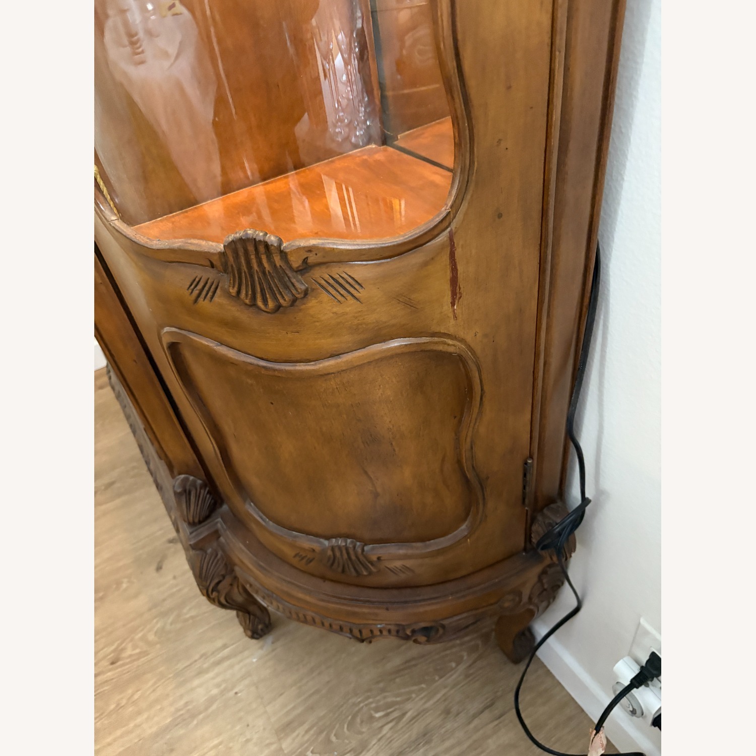 Dining Display Case - image-4