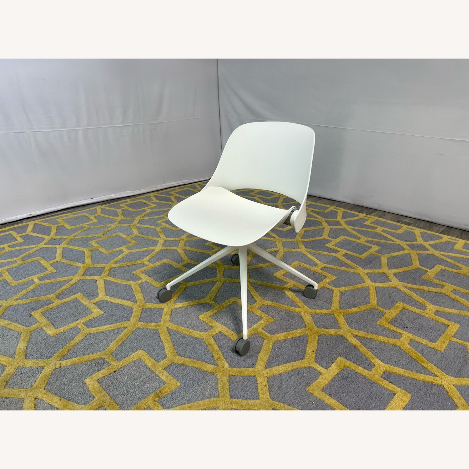 Humanscale Trea White Office Chair - image-2