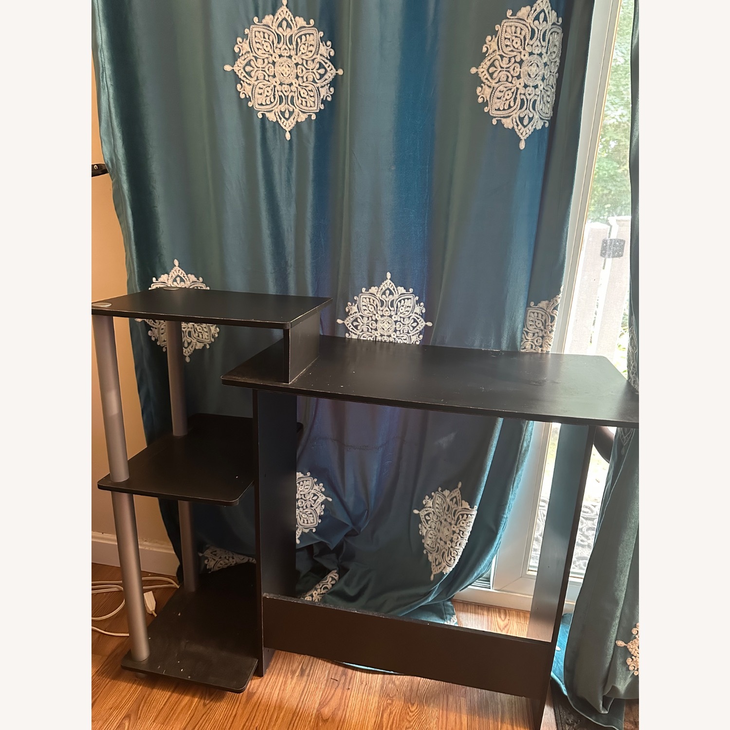 Desktop Desk - image-1