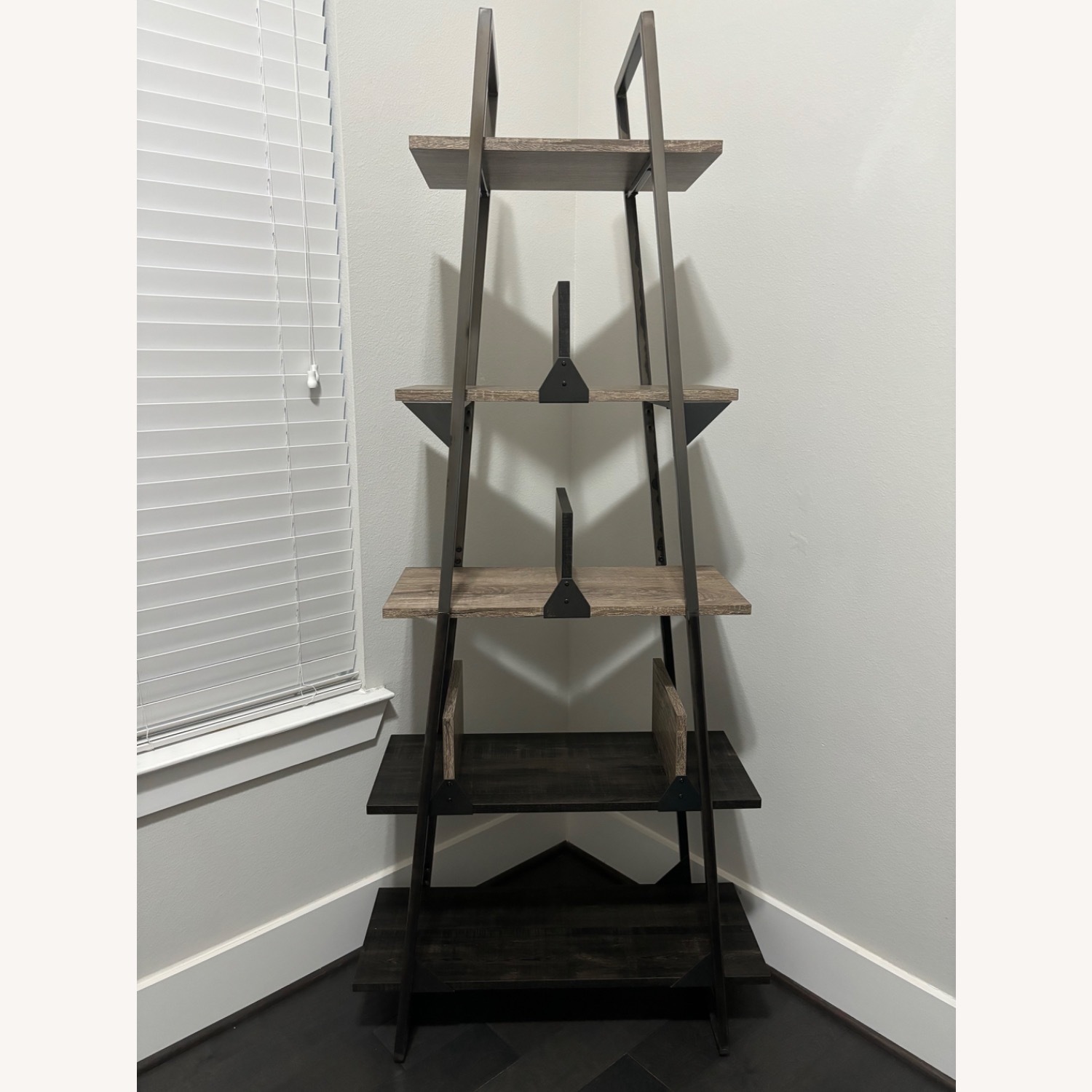 Greyleigh Rosemarie Ladder Bookcase - image-1