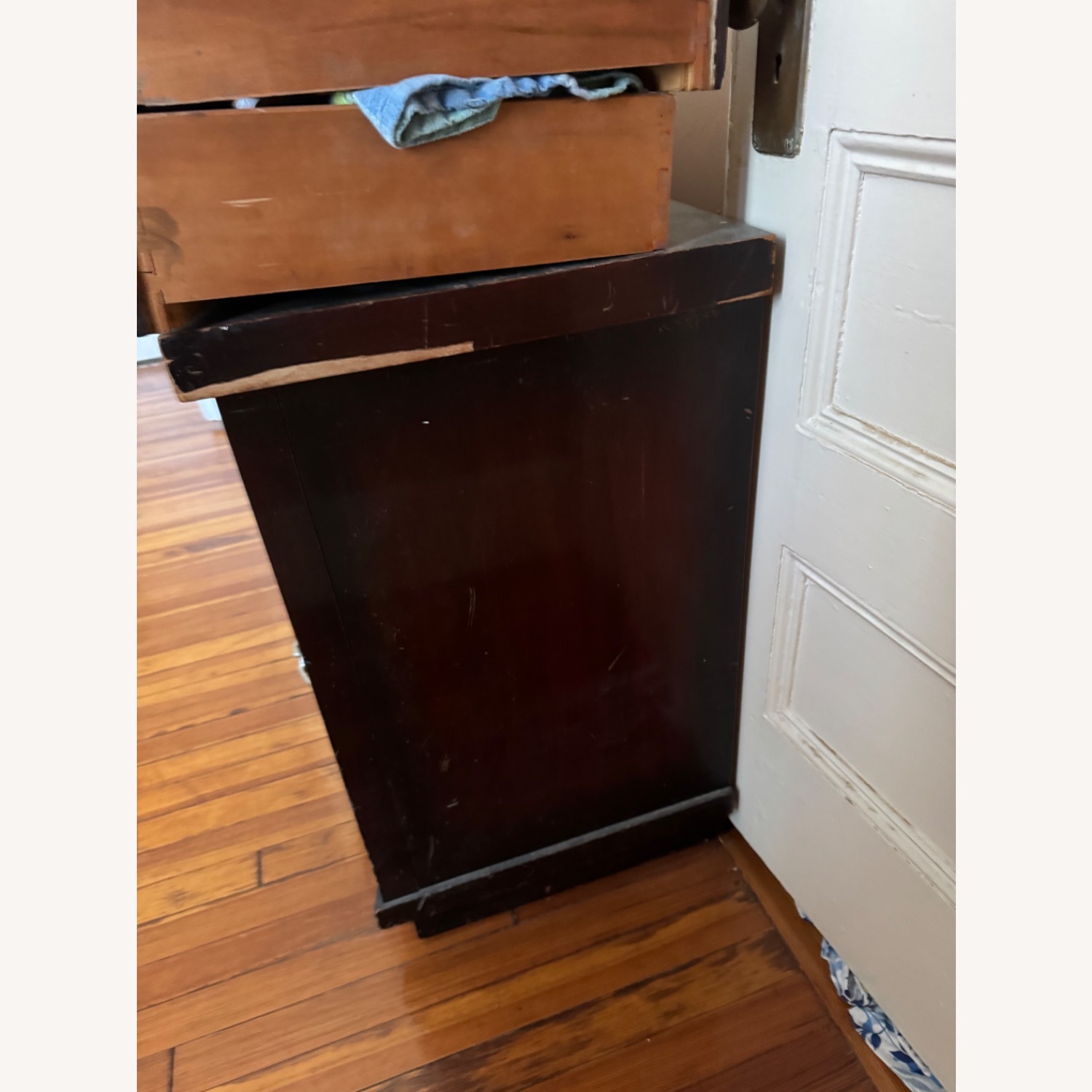 Mahogany 5 Drawer Dresser  - image-2