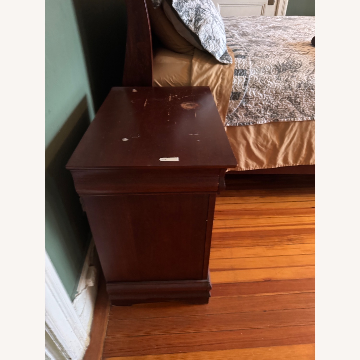 Vintage Nightstand - image-2