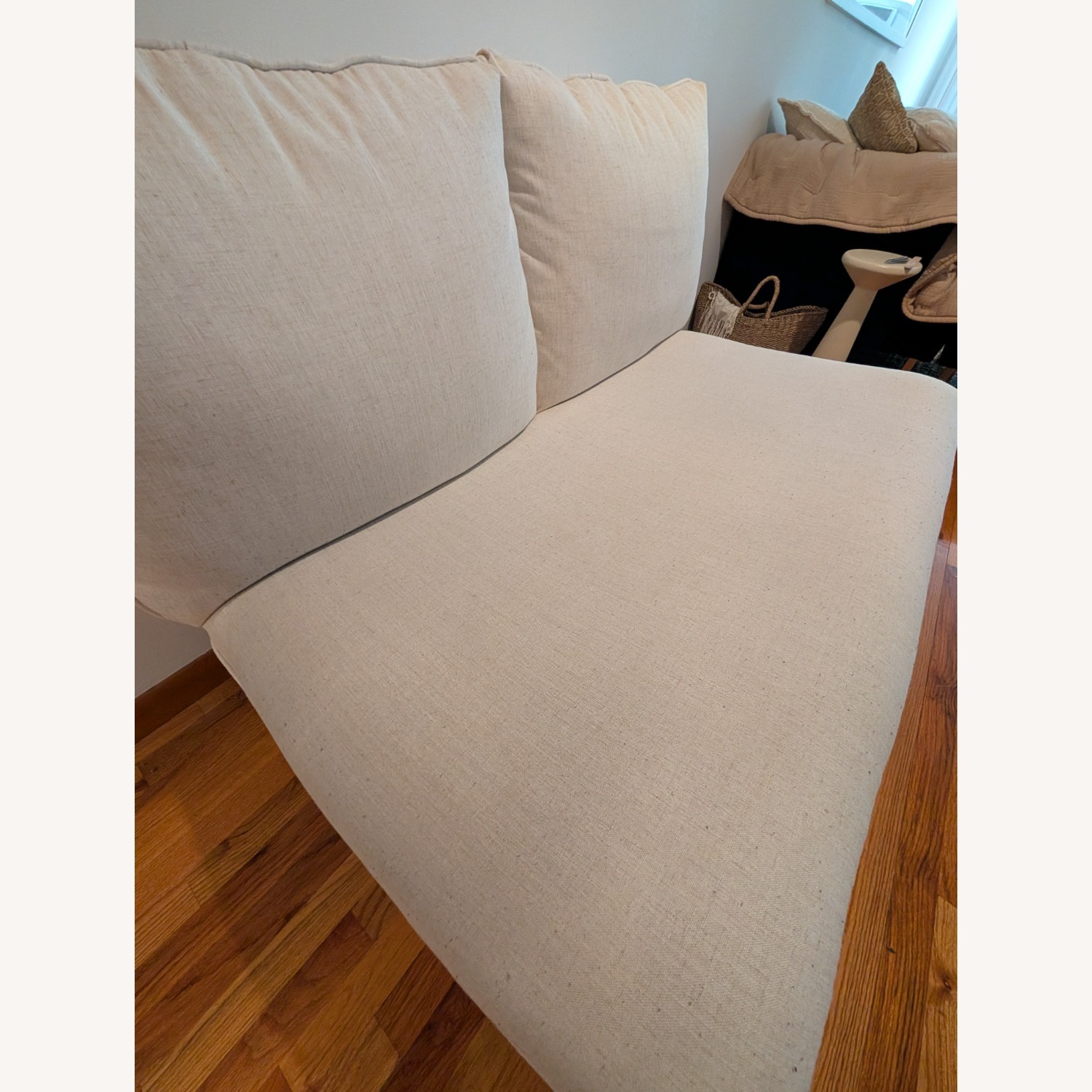 Armless Sette - image-1