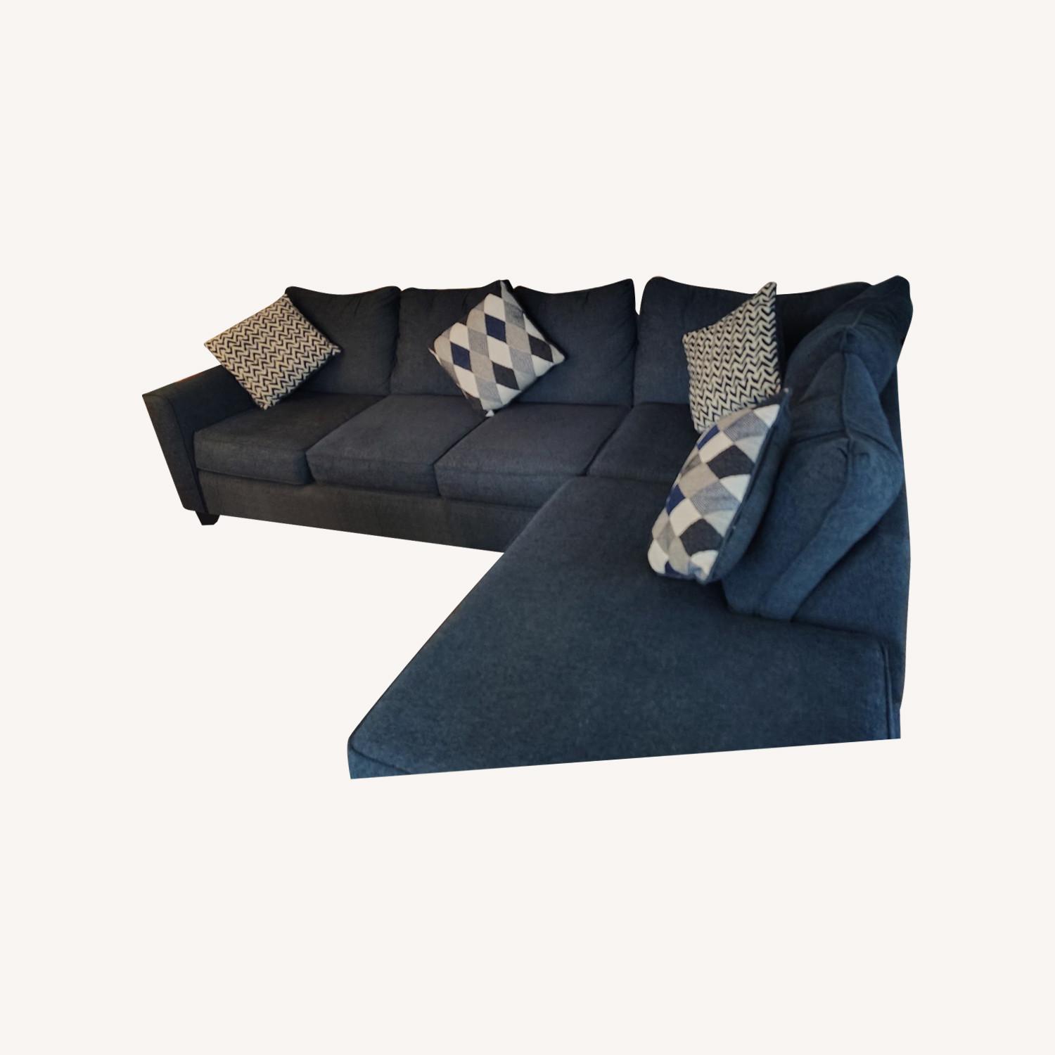 Rooms To Go Holiday Grove 2 Pc Sectional - image-5