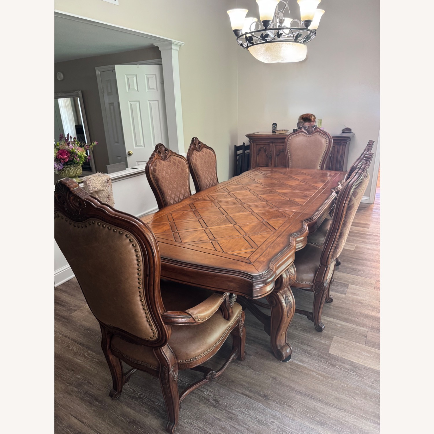 Elegant Dining Set - image-0