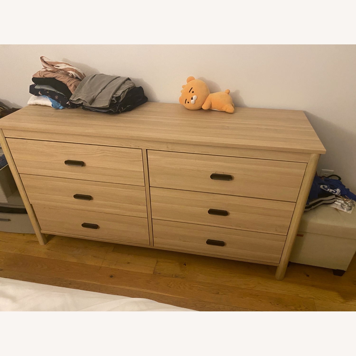 Signature Design by Ashley Cabinella Casual 6-Drawer Dresser - image-2