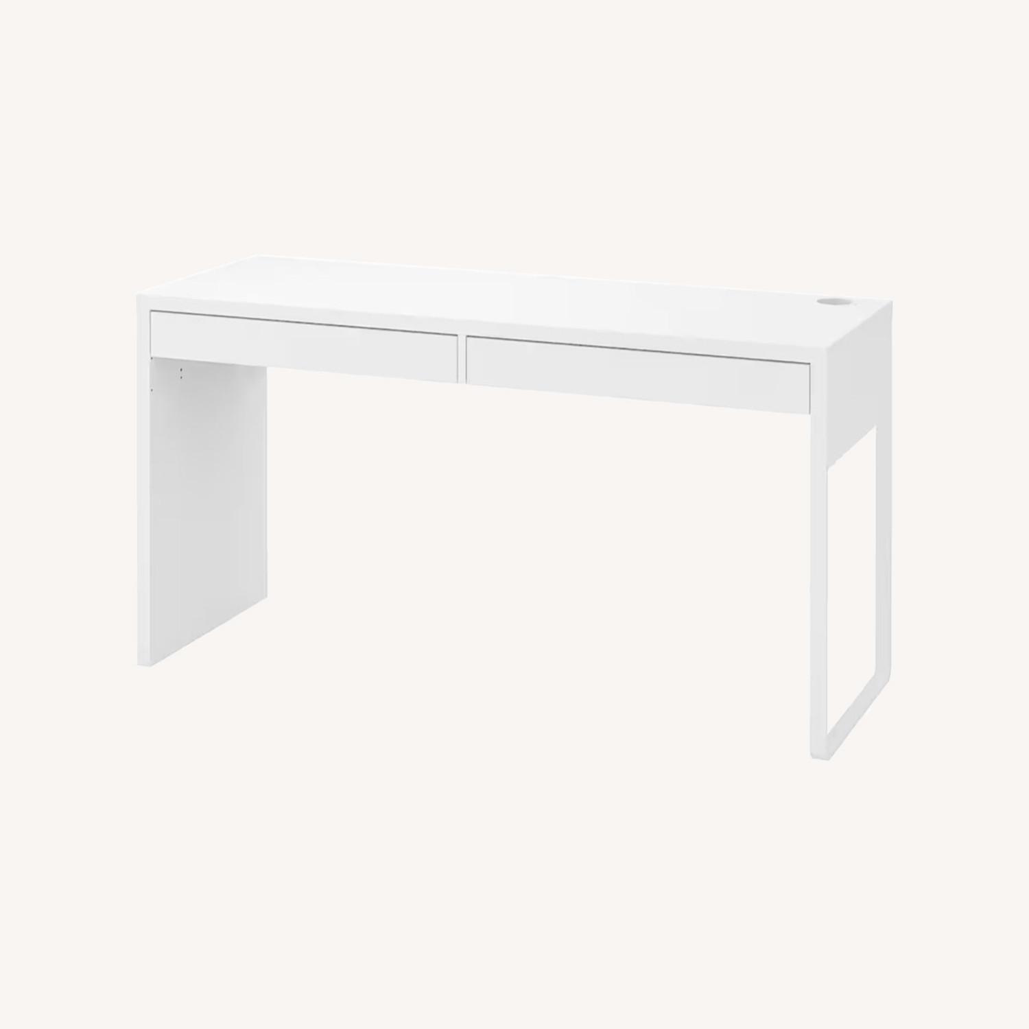 IKEA MICKE Office Desk White - image-0