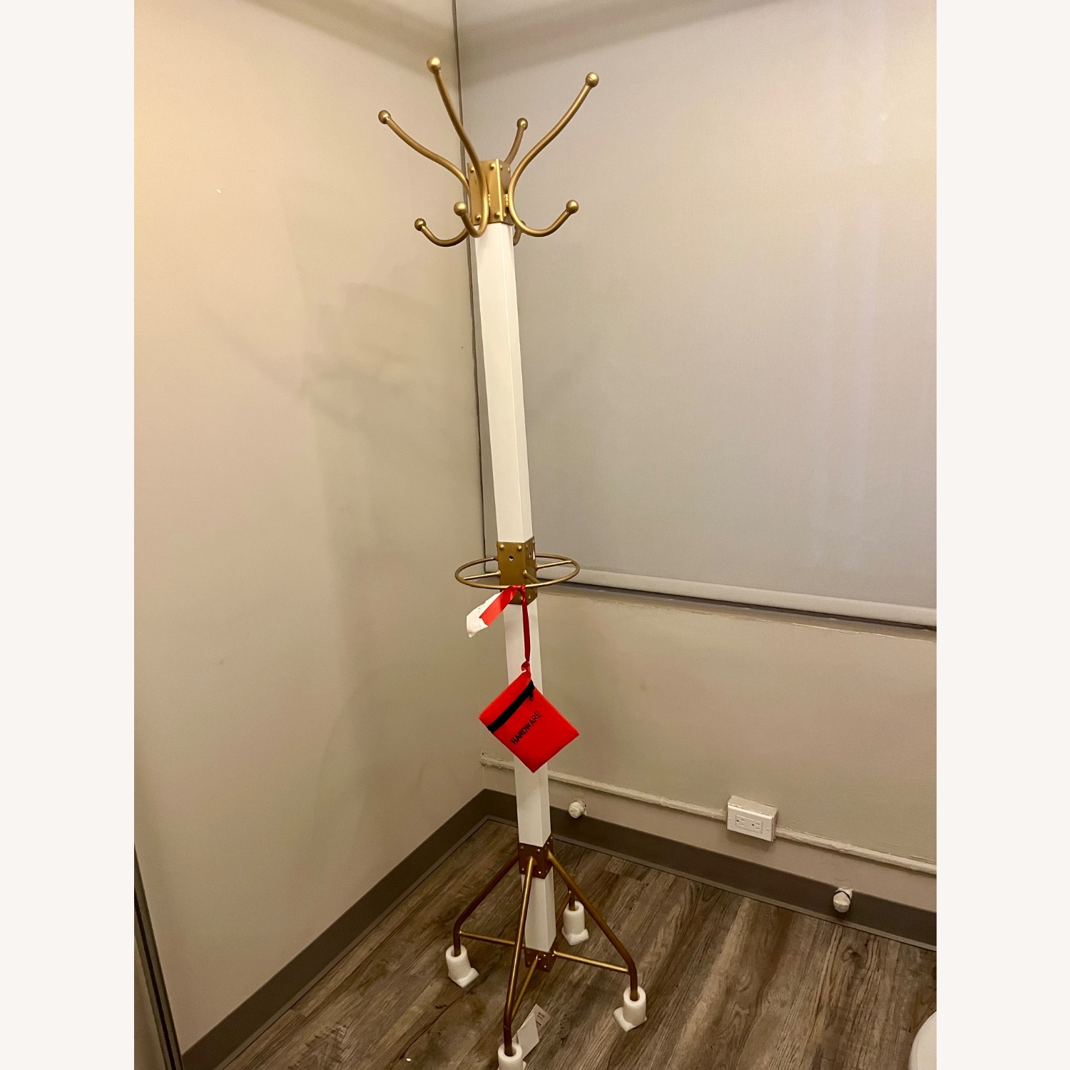 Donan 8 Hook Coat Rack - image-6