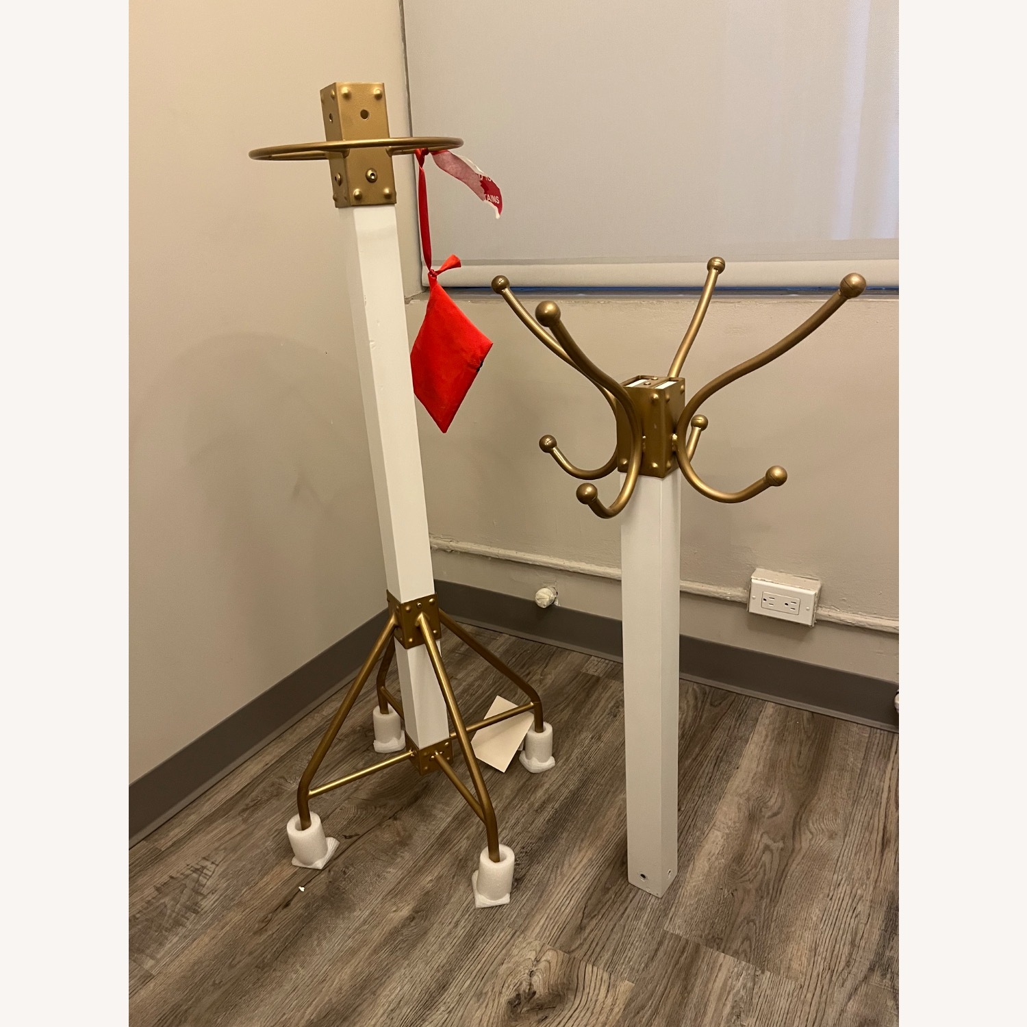 Donan 8 Hook Coat Rack - image-8