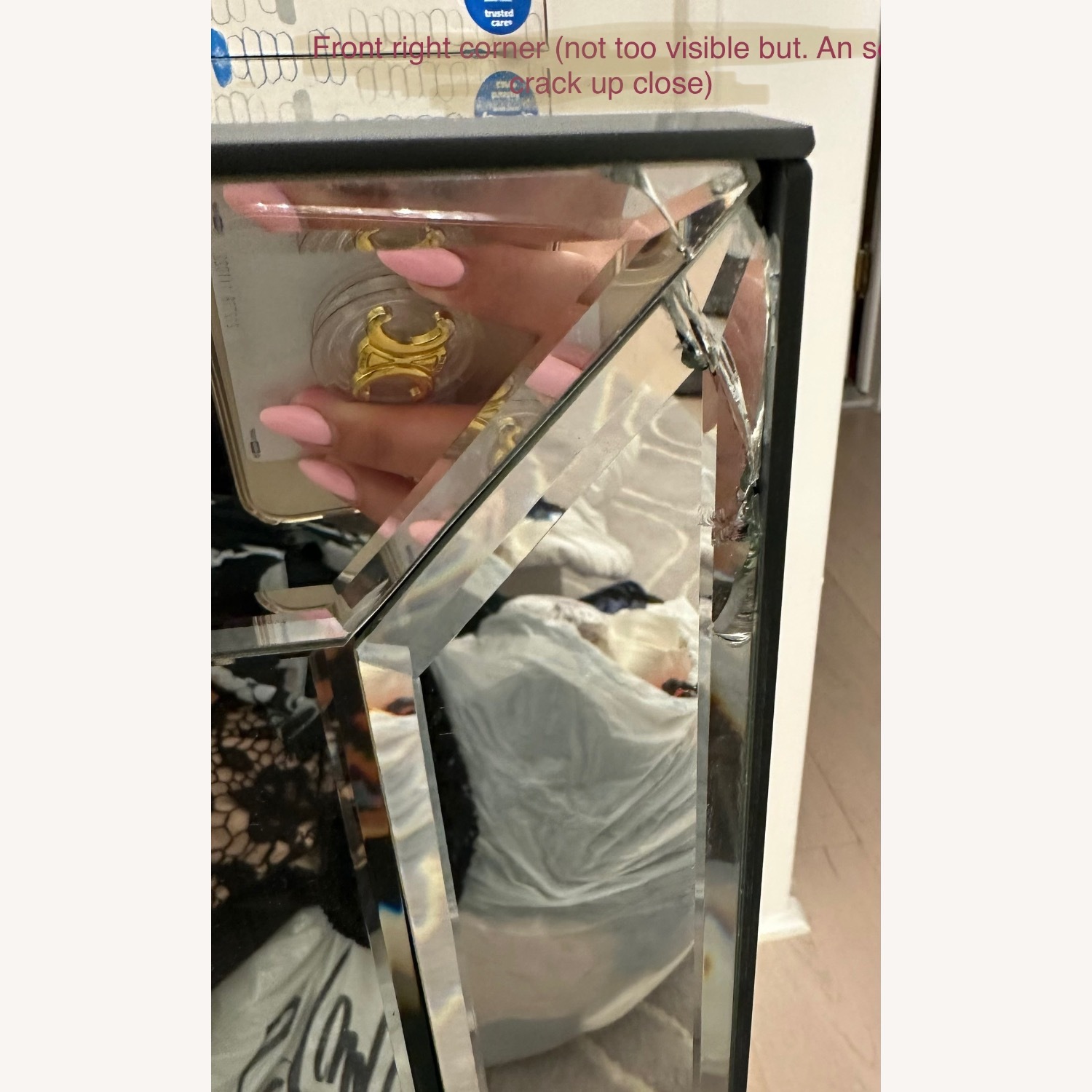 Modani Valentino Mirror Modern Dresser - image-6