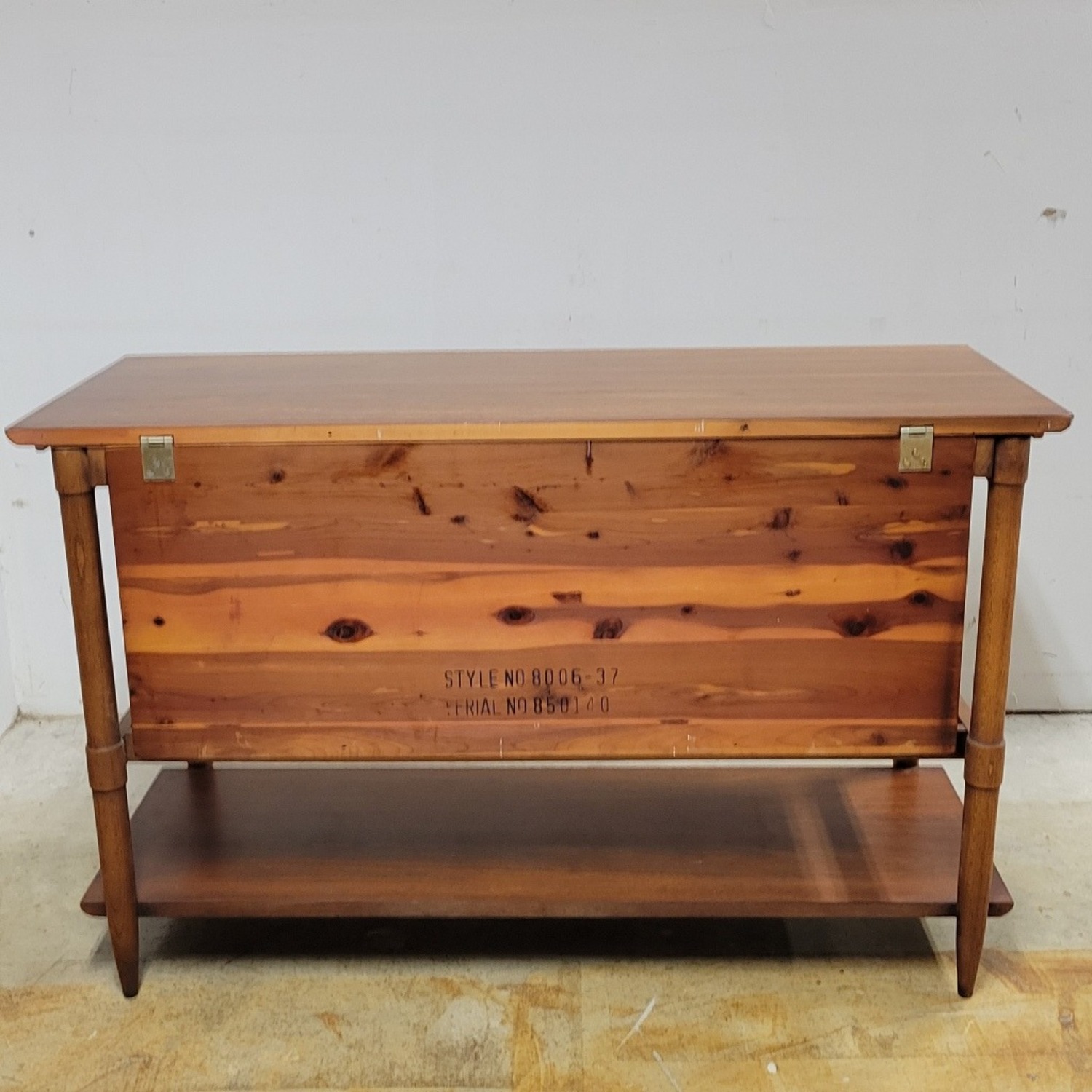 Mid-Century Modern Lane Burl Wood Cedar Chest - image-8