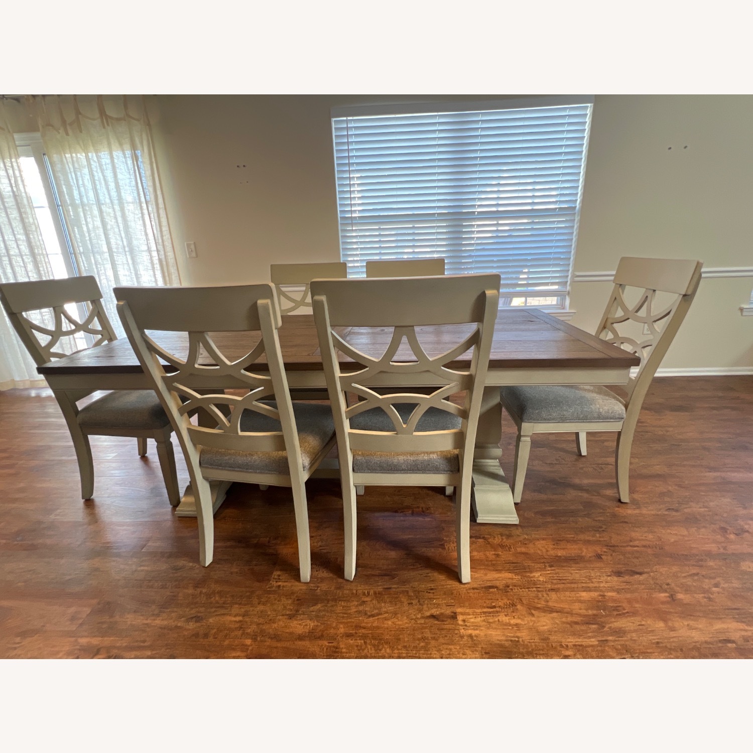 Pike & Main Table Setting - image-3