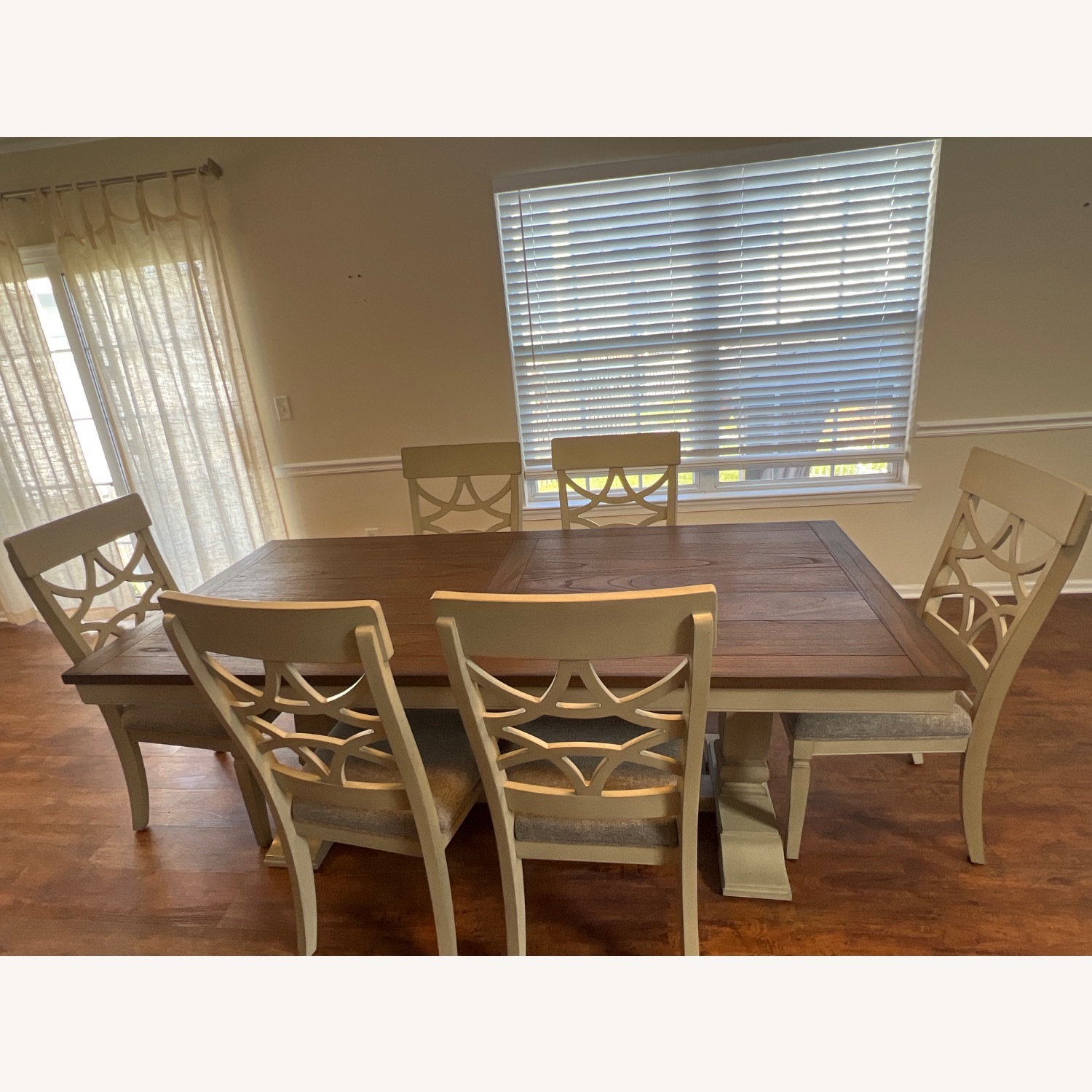 Pike & Main Table Setting - image-2