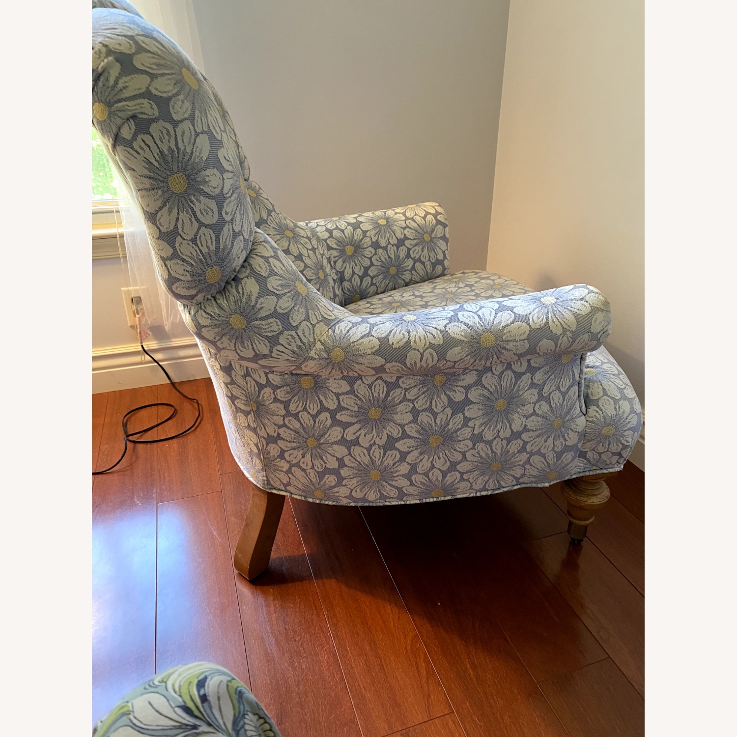 Ethan Allen Occasional Chair With Ottoman - image-5