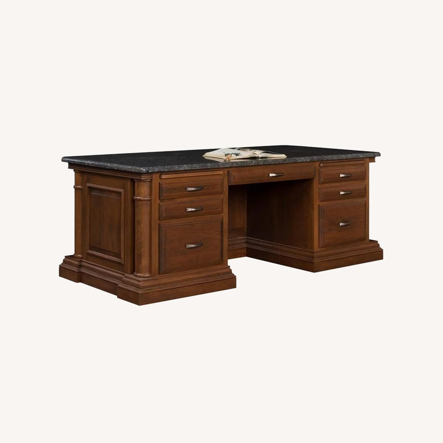 Presidential Style Desk - image-0