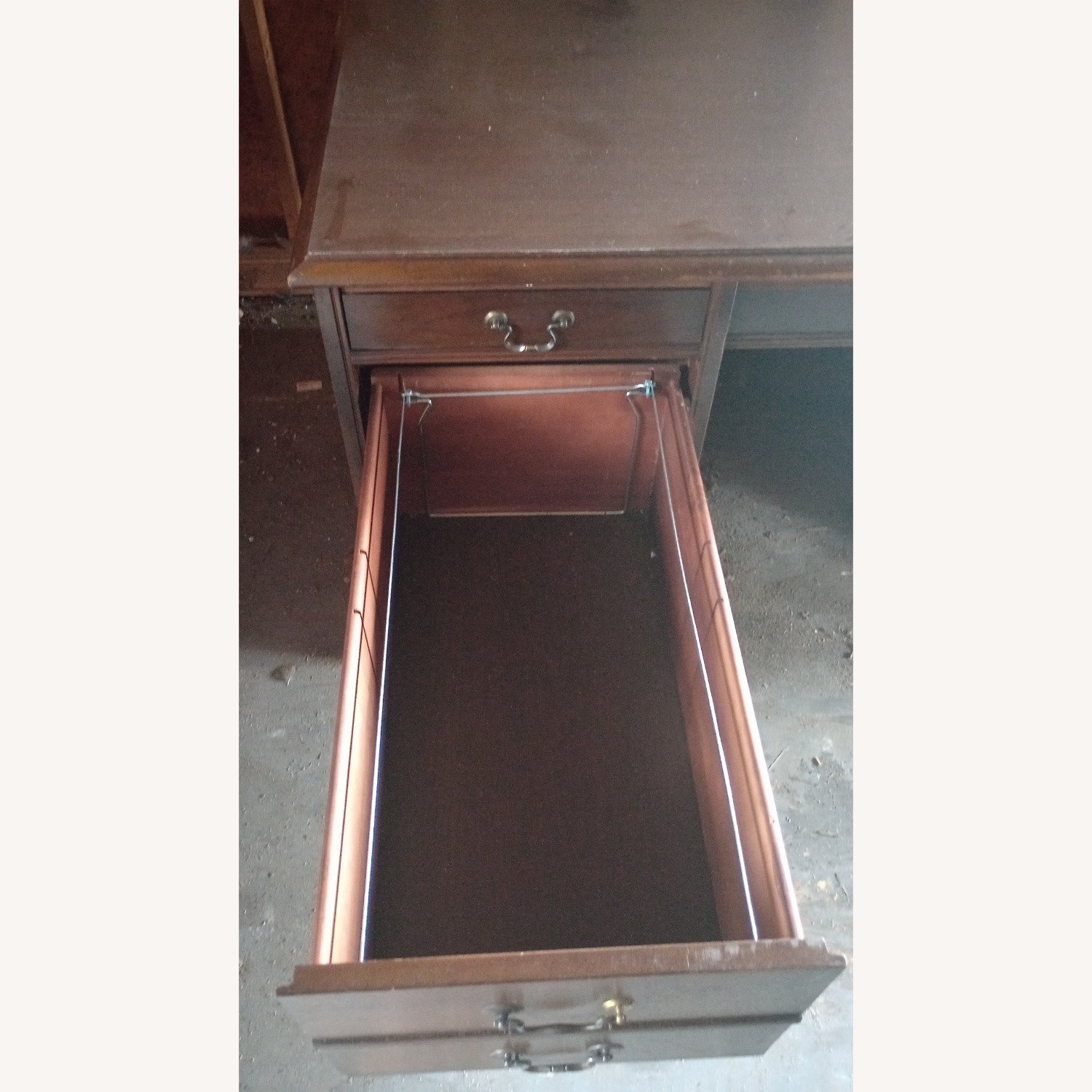 Presidential Style Desk - image-10