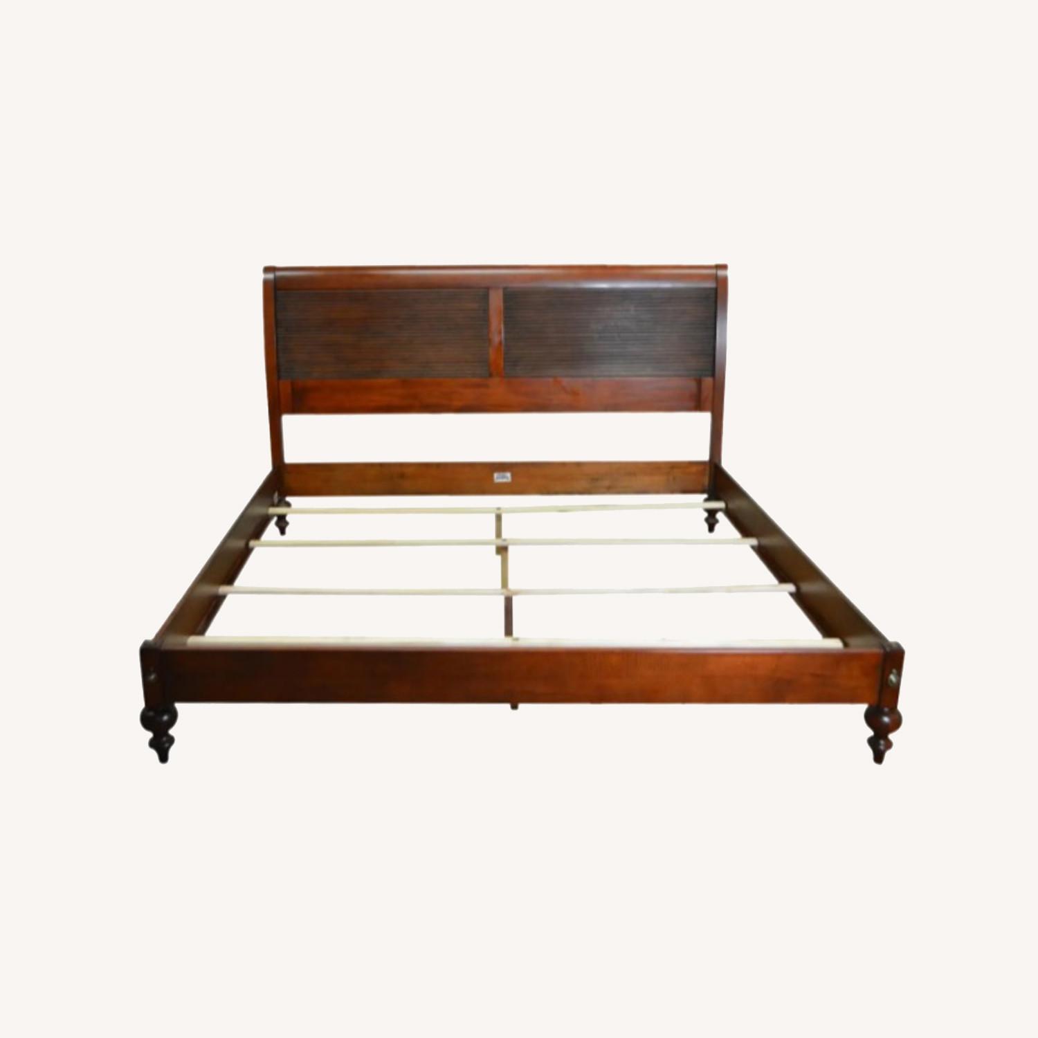 Ethan Allen British Classic Island Queen Size Bed - image-0
